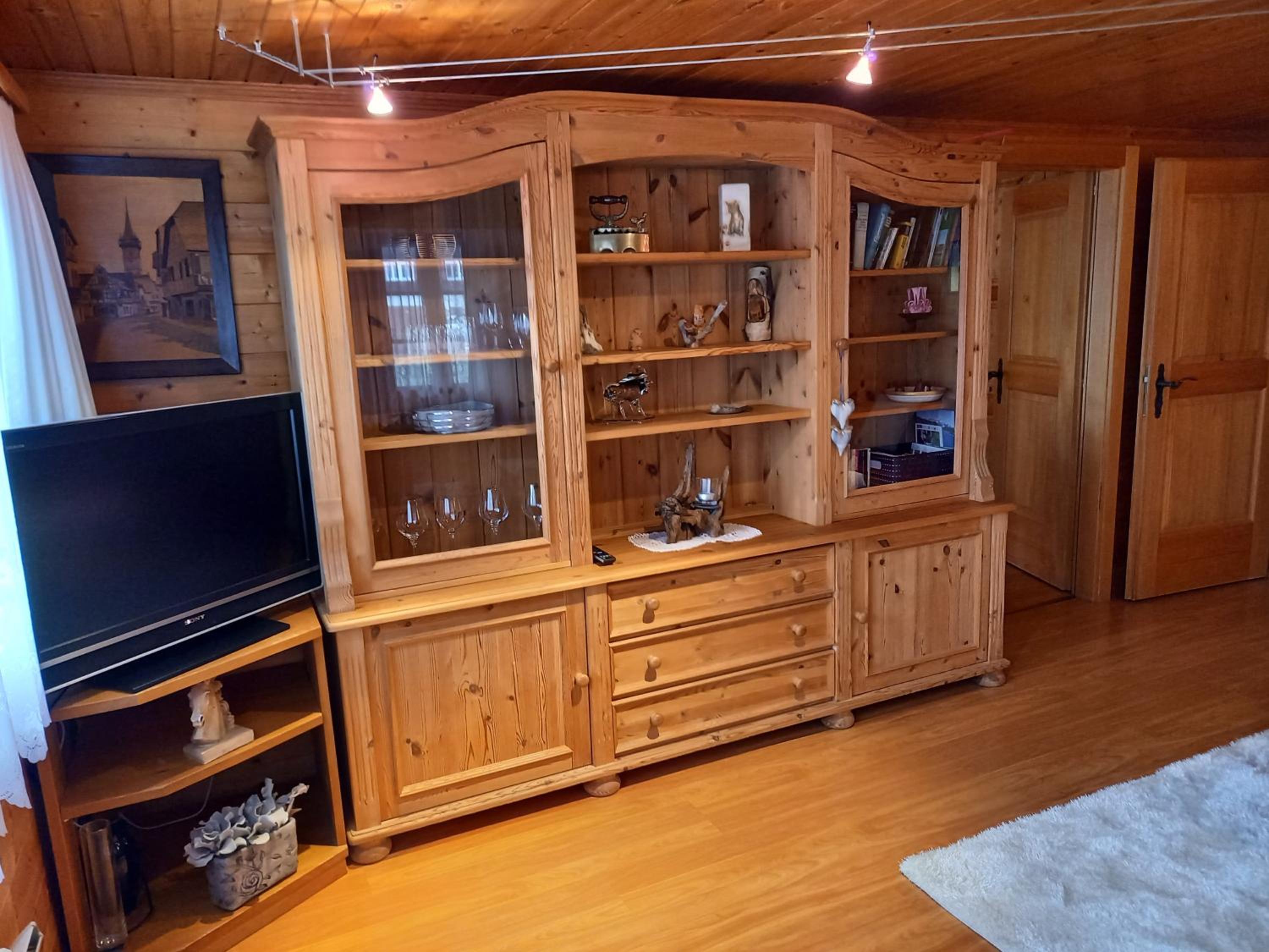 Wohnung mit schöner Sicht auf Bergpanorama und übers Tal