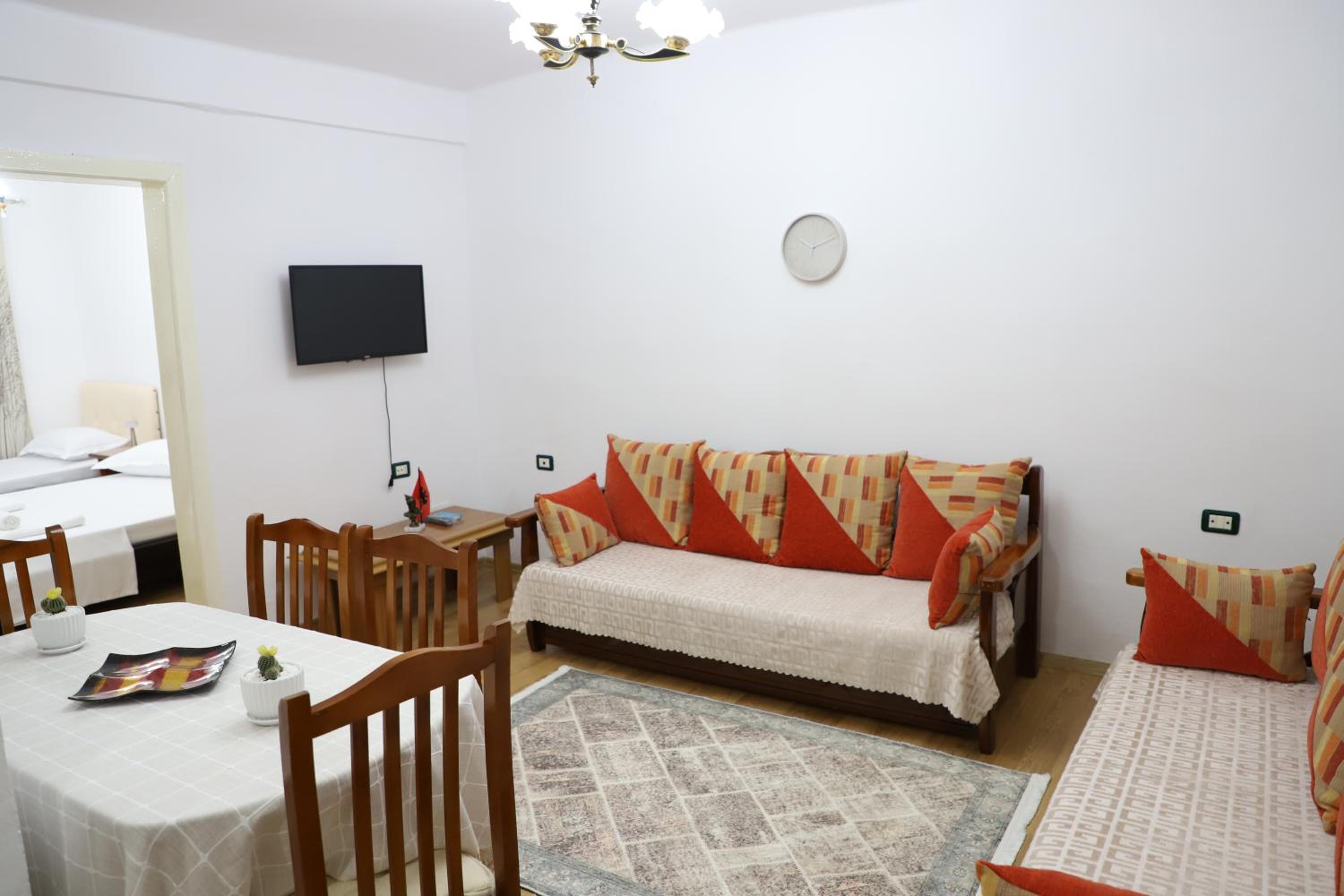 TB one bedroom apartment photo 5