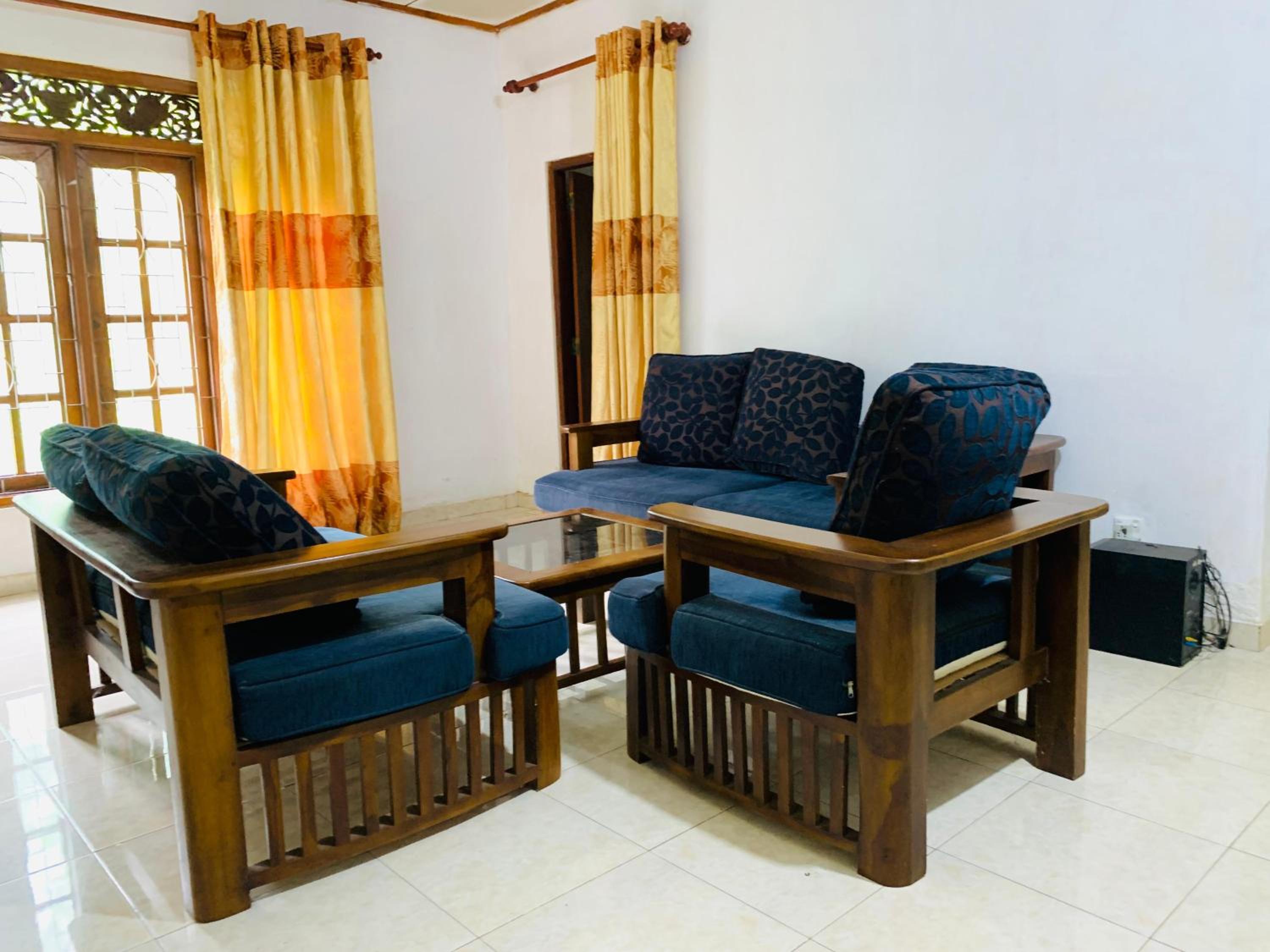 Samee House