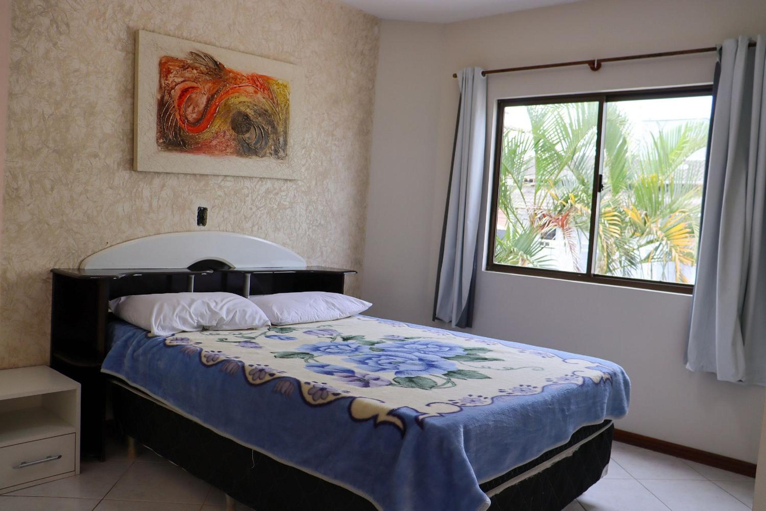 Casa a uma quadra do mar