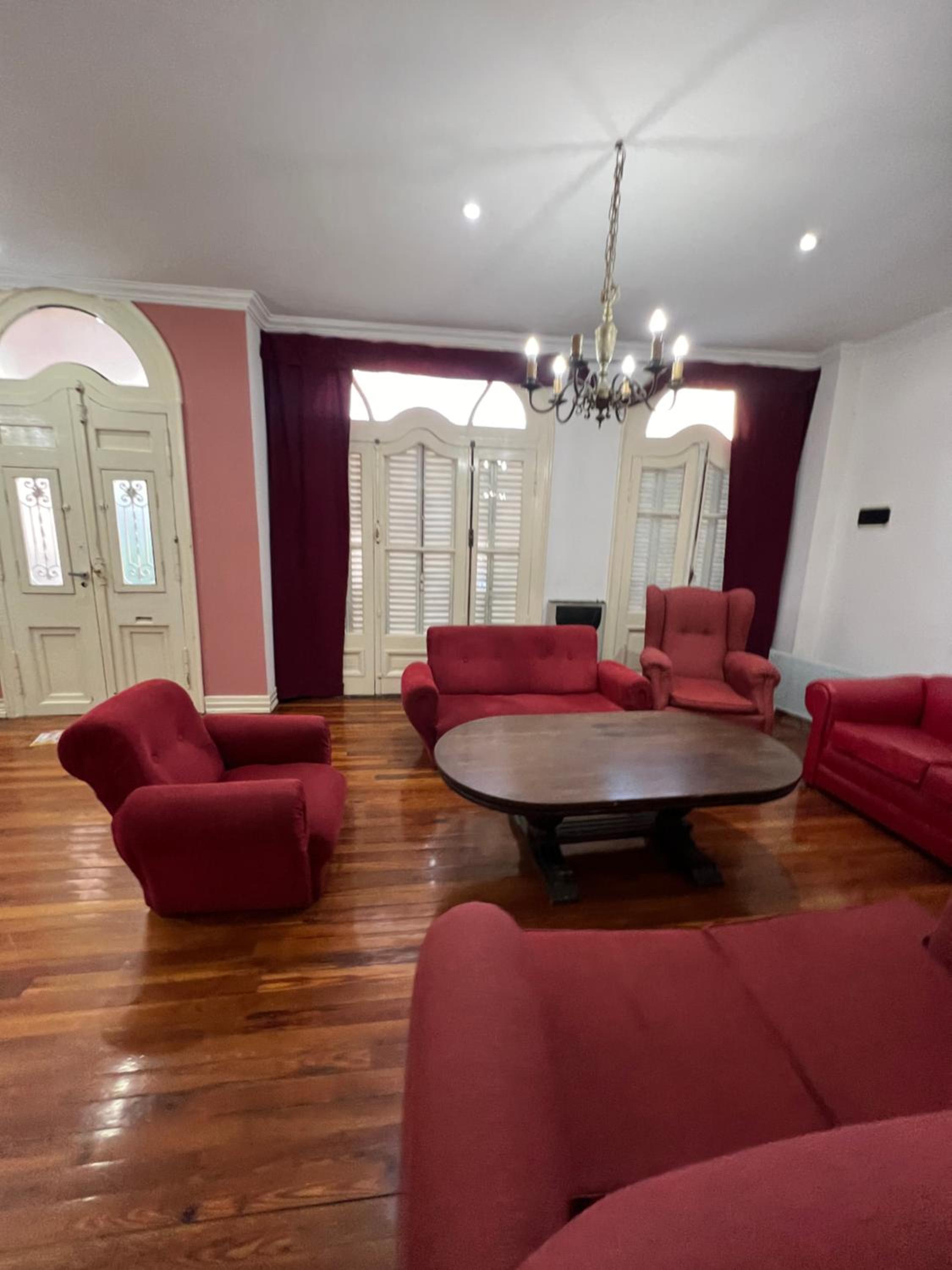 Casona Nuñez - Elegante casa con 4 dormitorios y Terraza