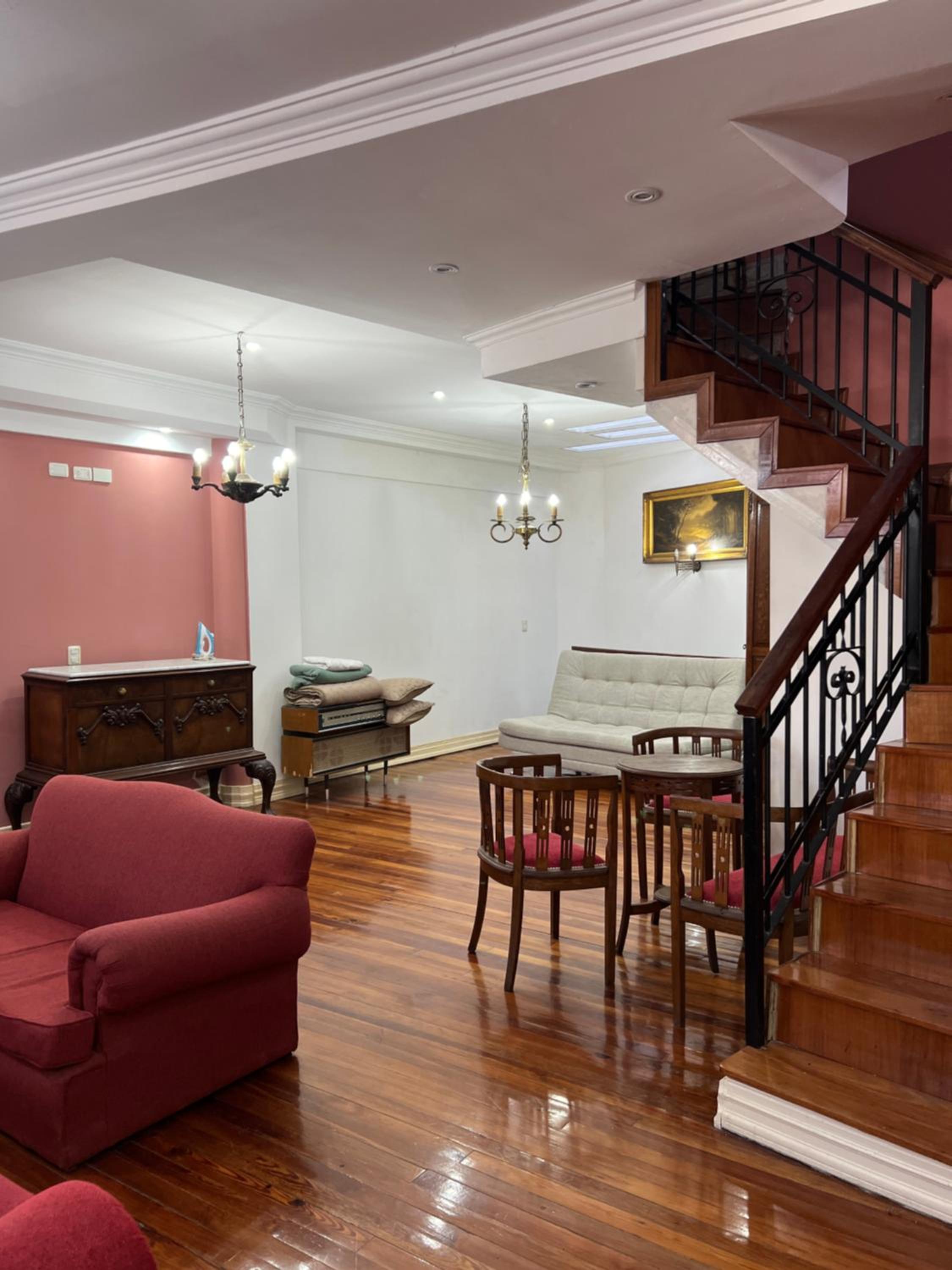 Casona Nuñez - Elegante casa con 4 dormitorios y Terraza
