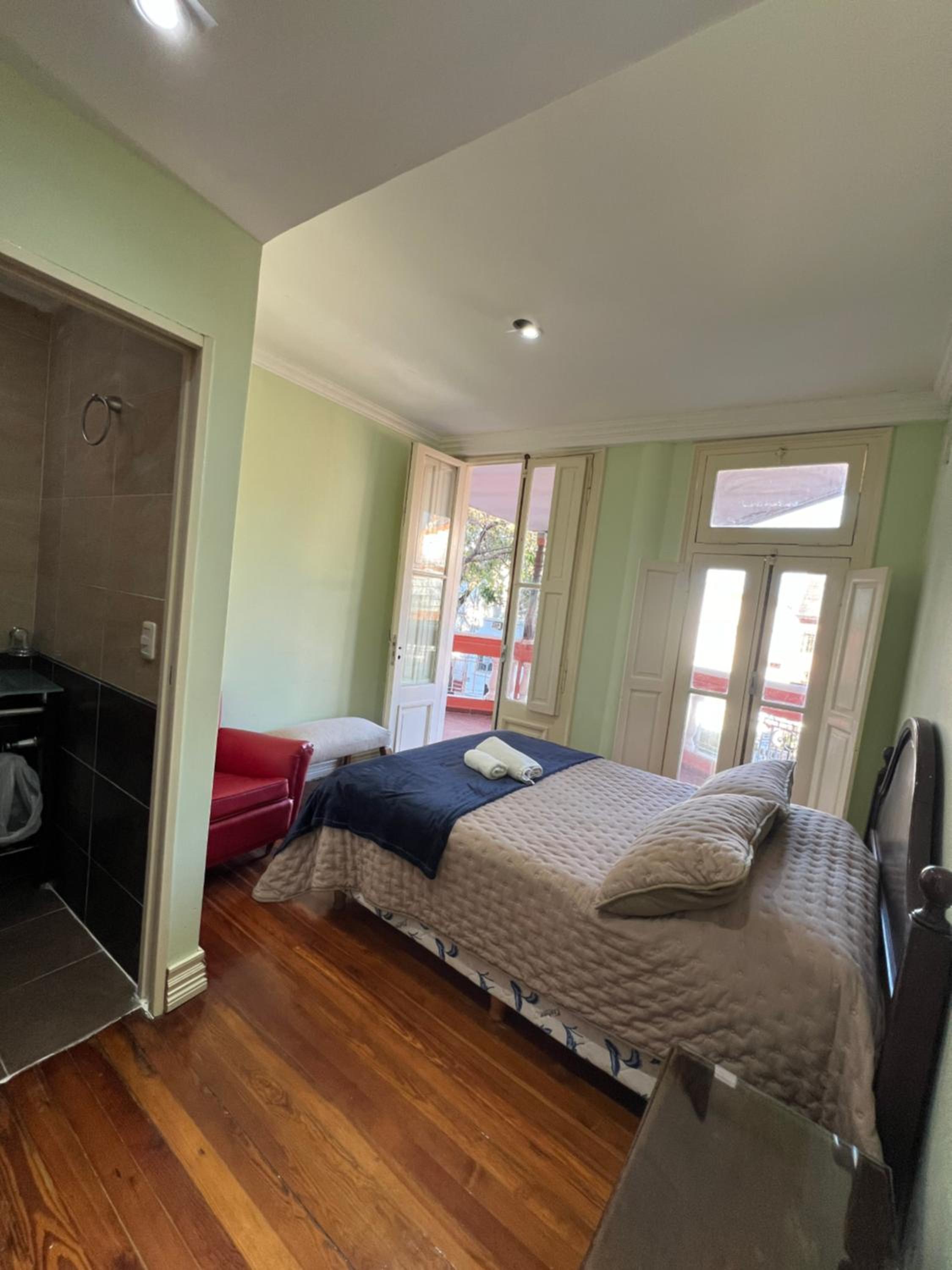 Casona Nuñez - Elegante casa con 4 dormitorios y Terraza