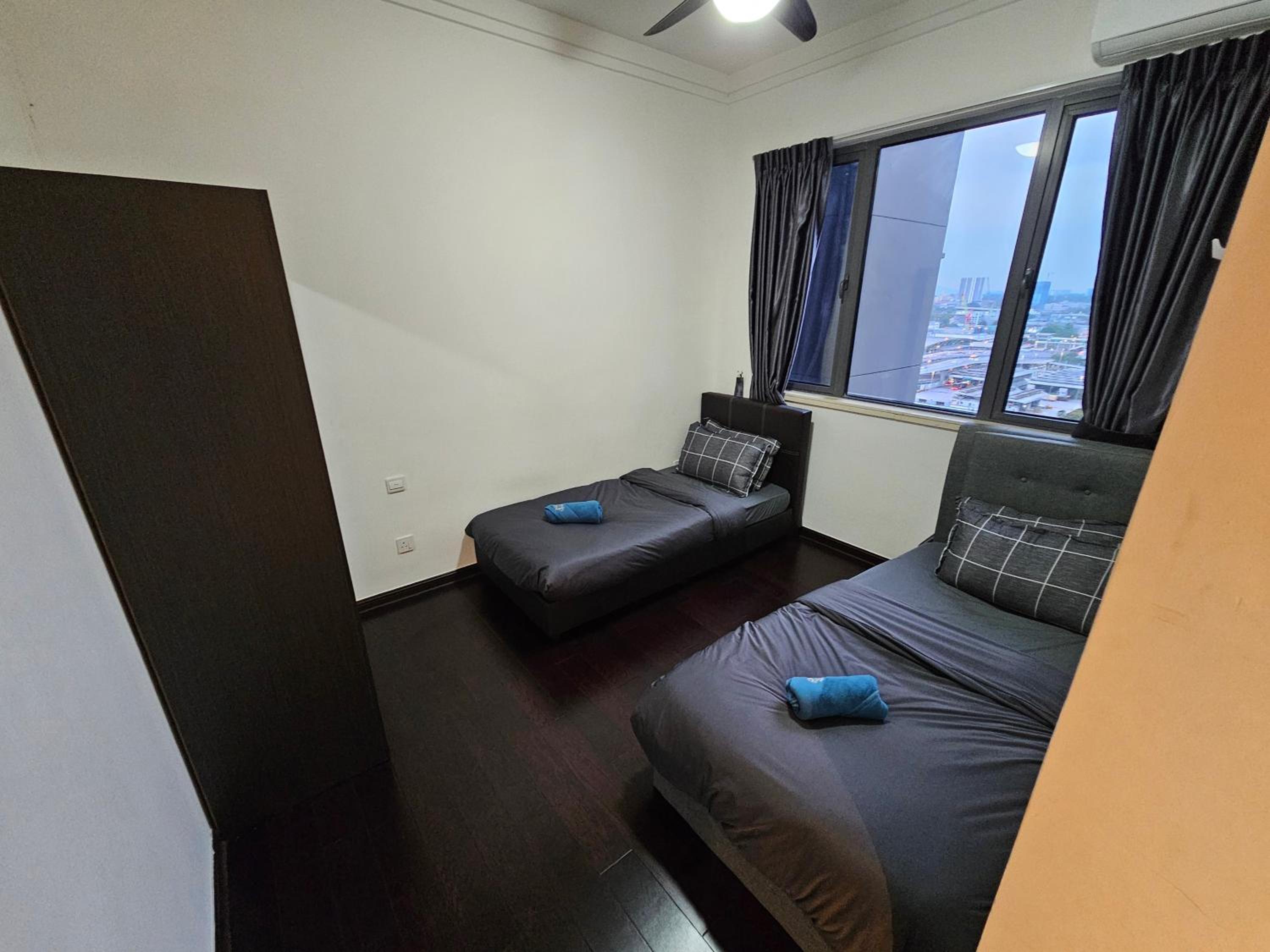 R&F Princess Cove A7-1 3 Bedroom apartment