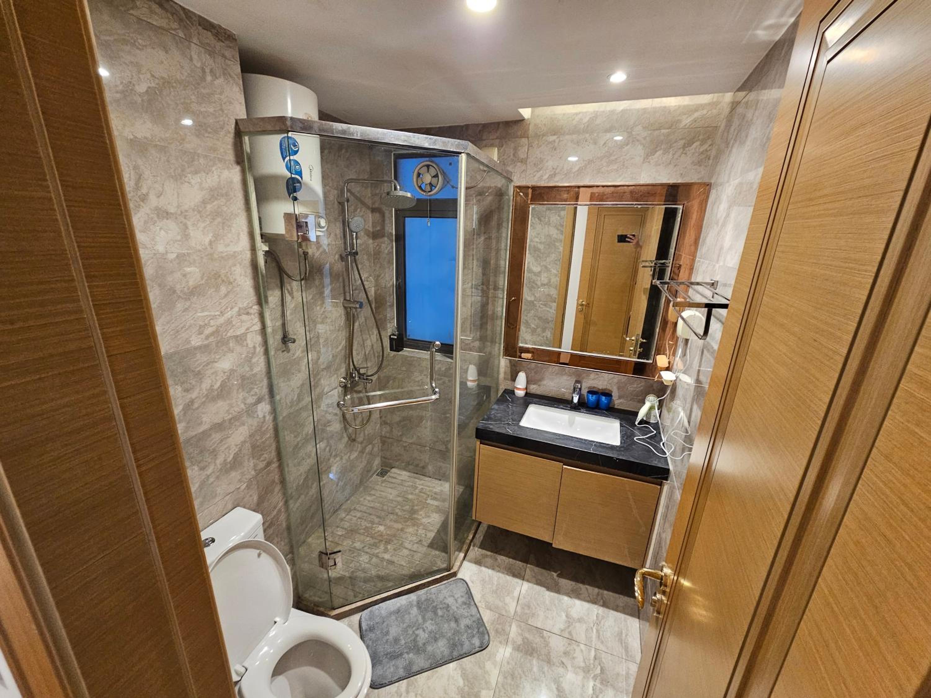 R&F Princess Cove A7-1 3 Bedroom apartment