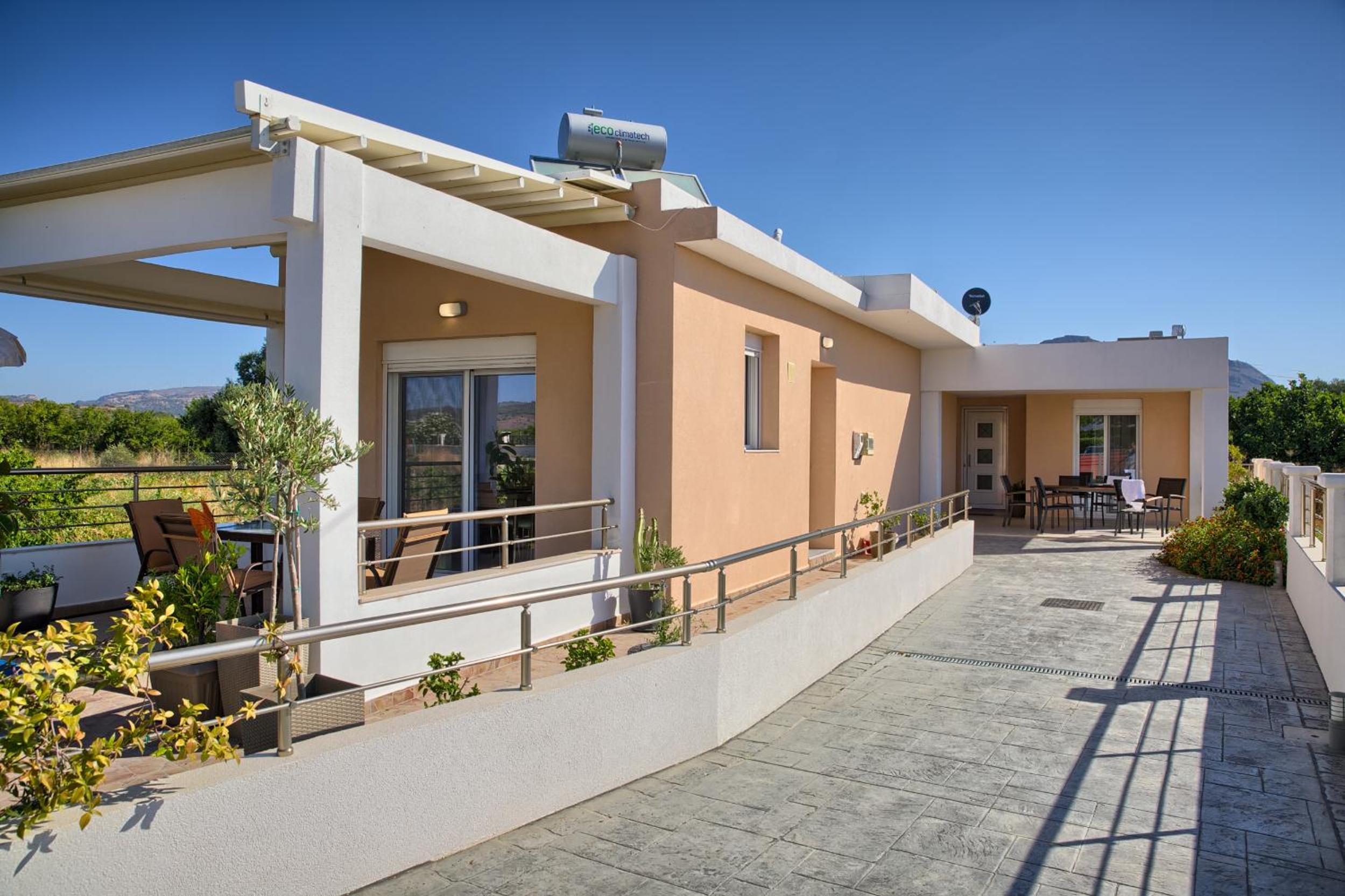 Paul’s Garden Luxury House