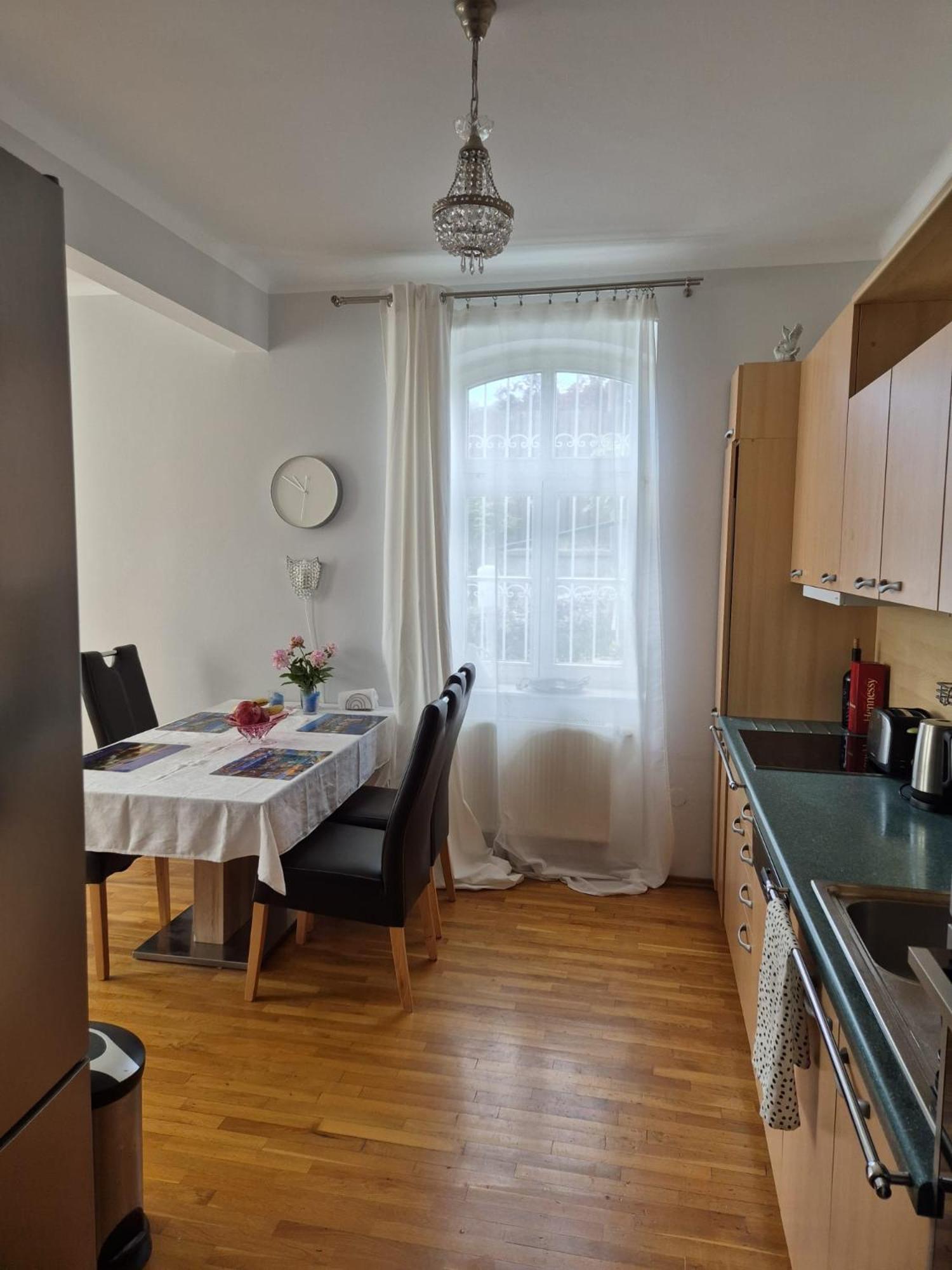 Airy & spacious apartment