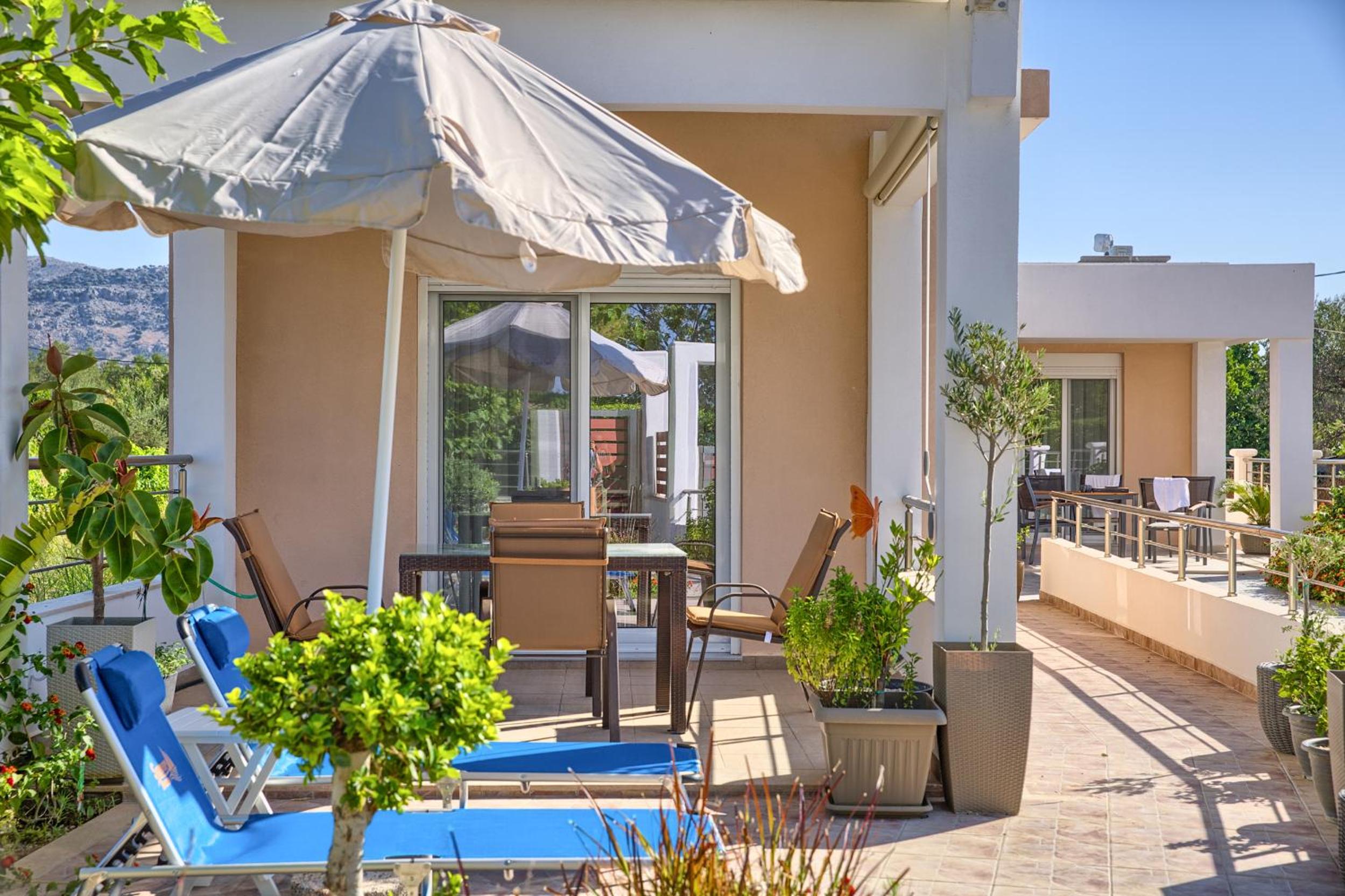Paul’s Garden Luxury House