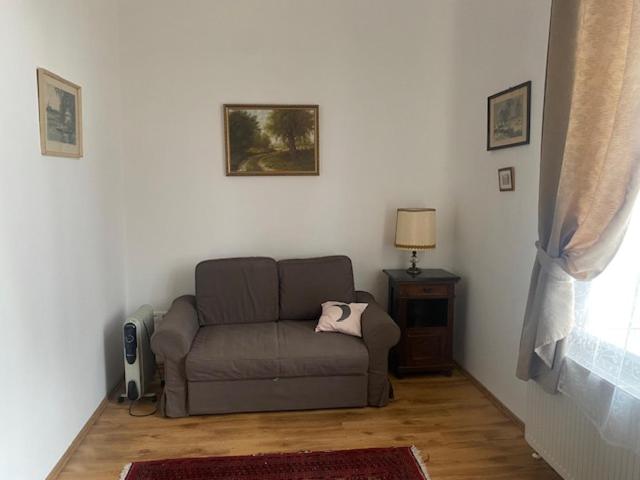 Orsolya major view 5