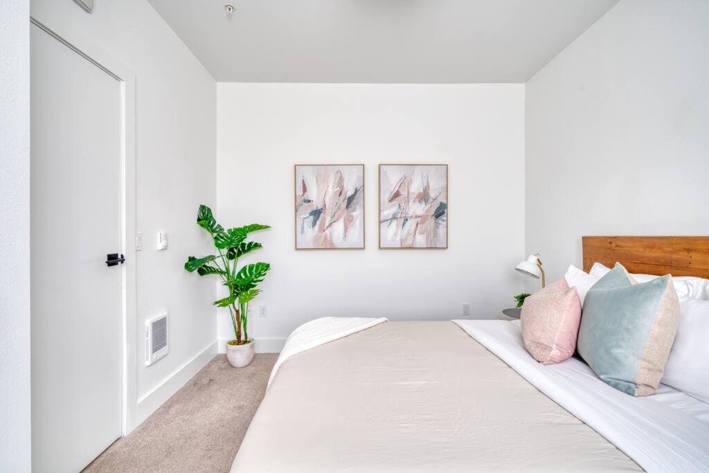 Stay Portland - Private Floor in Magazine Worthy Humboldt Apt Bldg