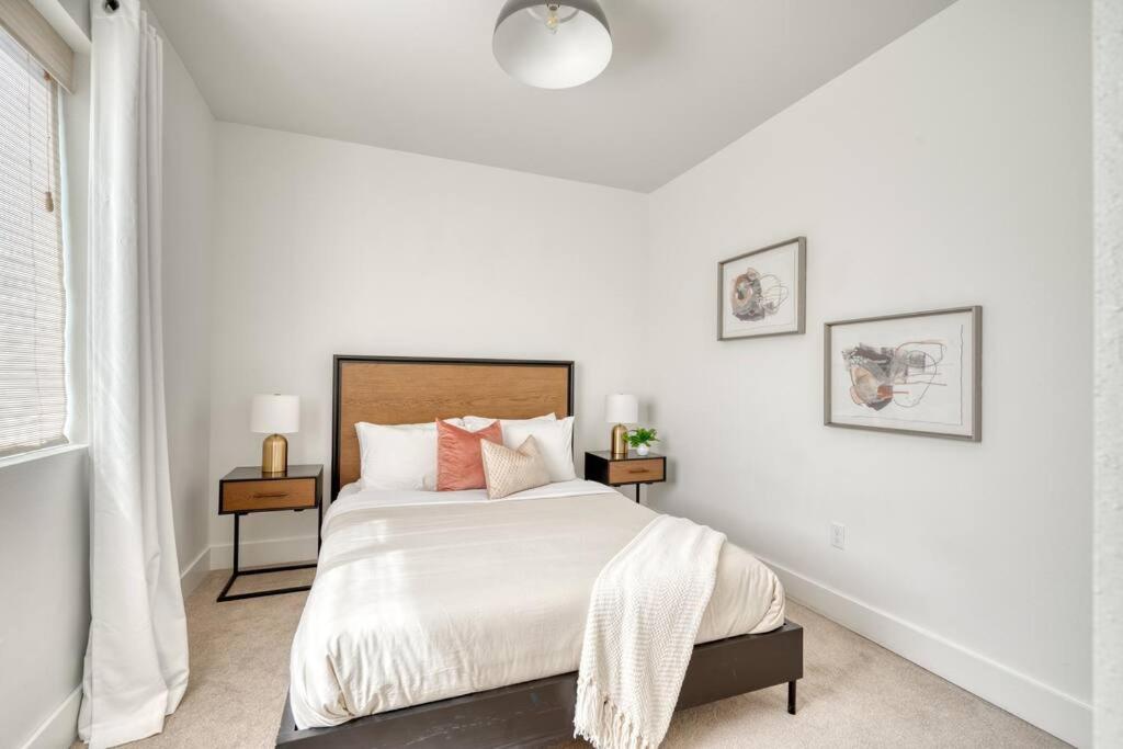 Stay Portland - Private Floor in Magazine Worthy Humboldt Apt Bldg