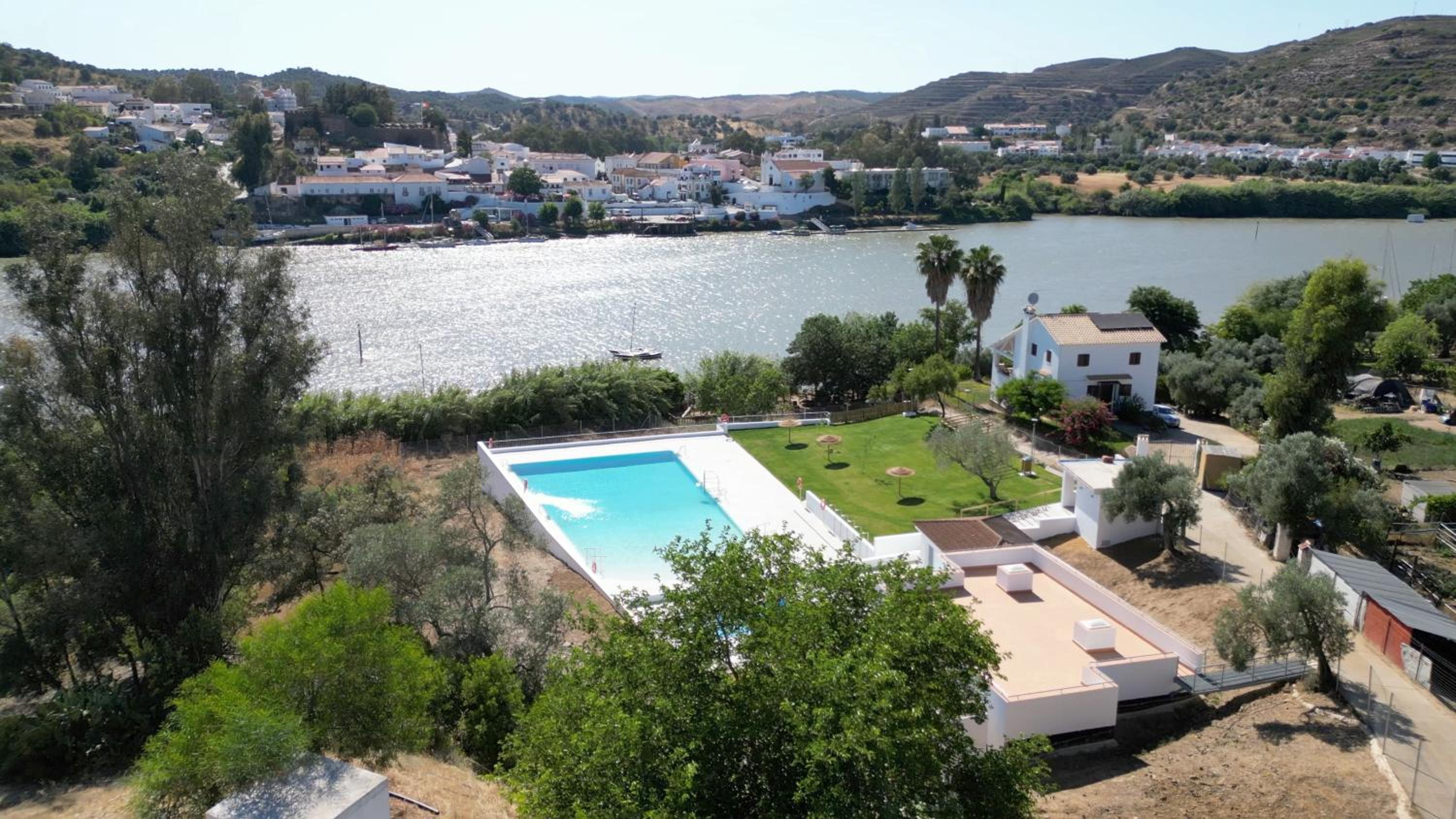 Los Molinos view 4