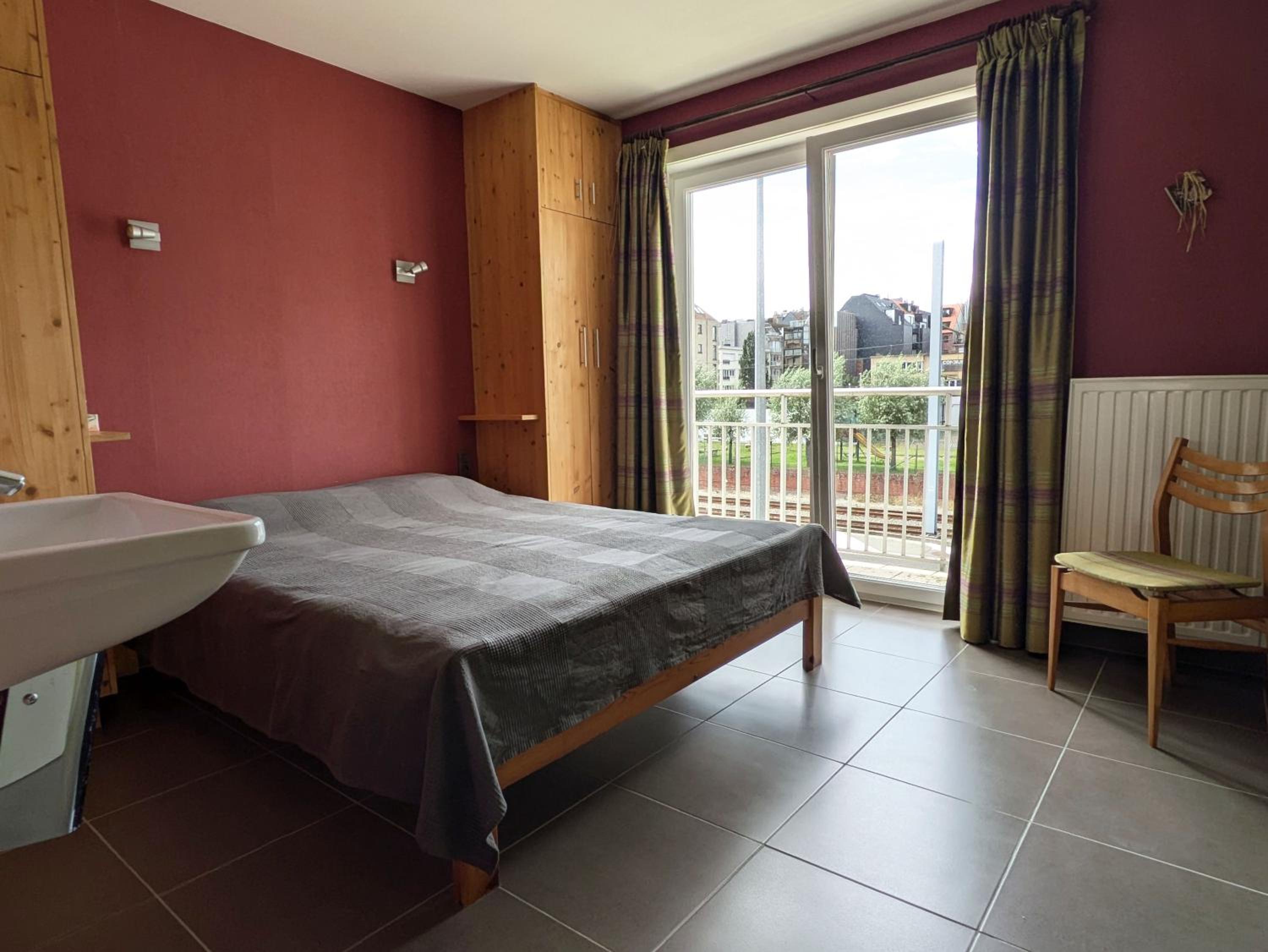 Christina - Appartement familial avec parking privé, Nieuwpoort-Bad
