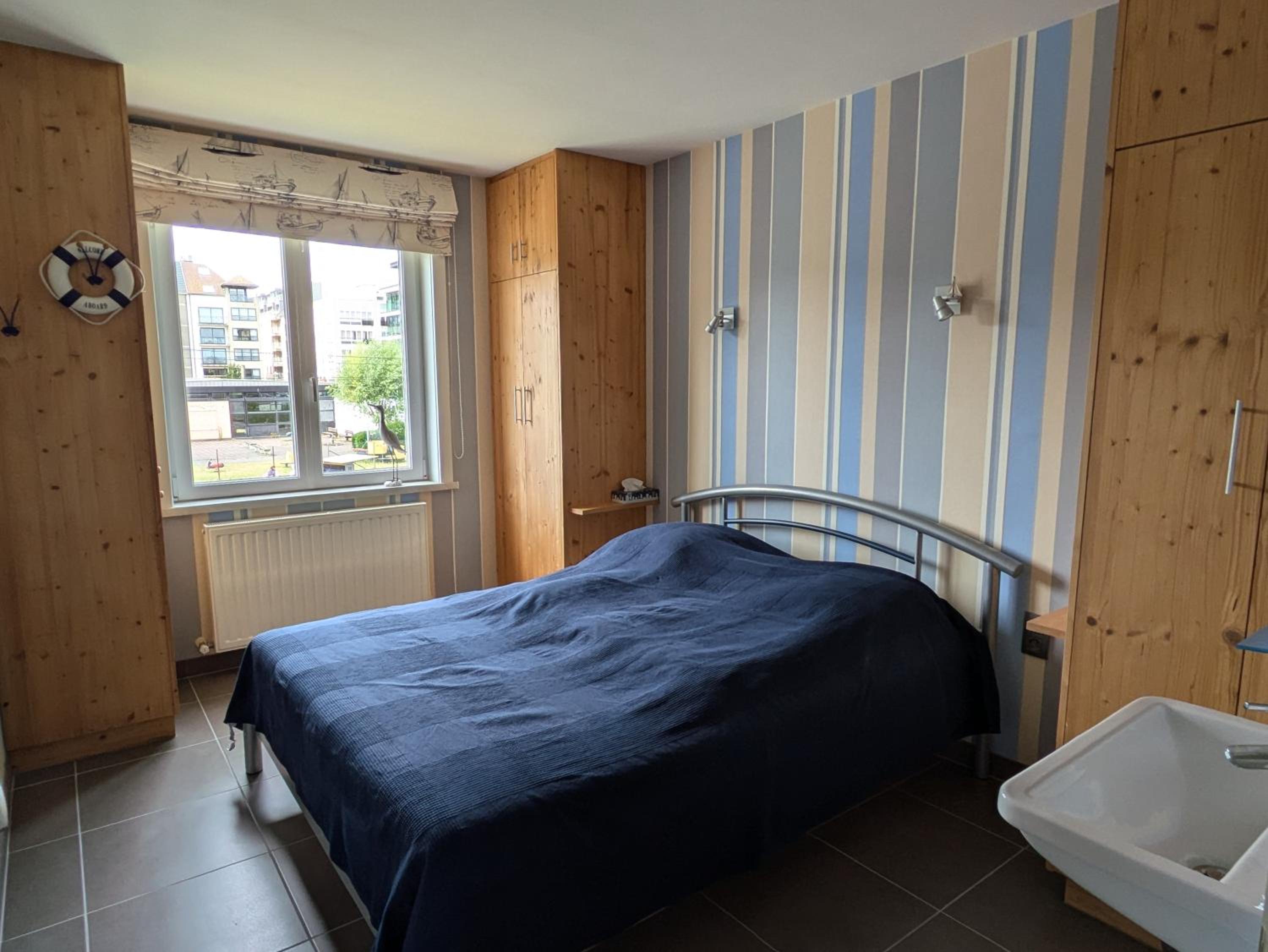 Christina - Appartement familial avec parking privé, Nieuwpoort-Bad