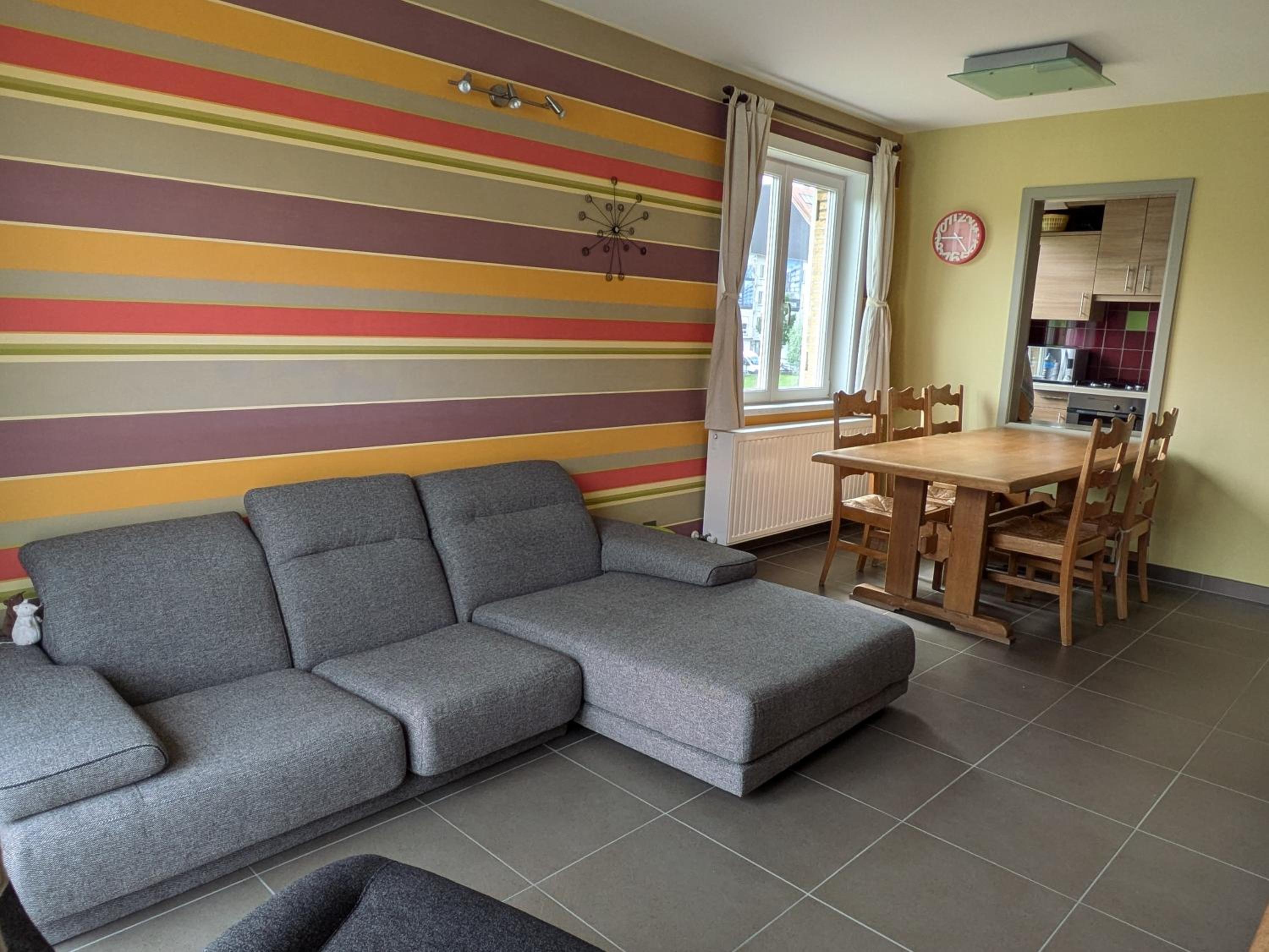 Christina - Appartement familial avec parking privé, Nieuwpoort-Bad
