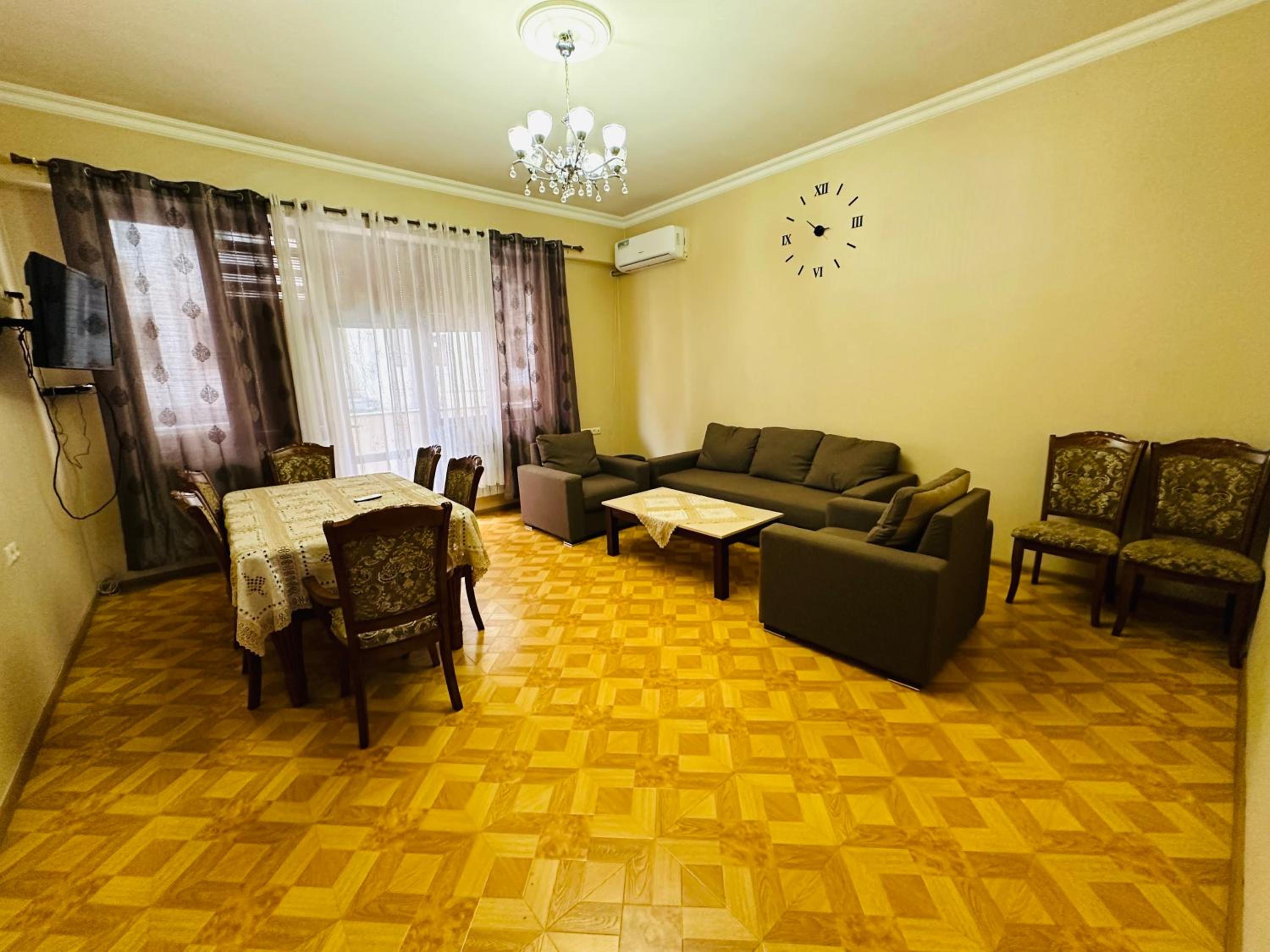 Apart Palace