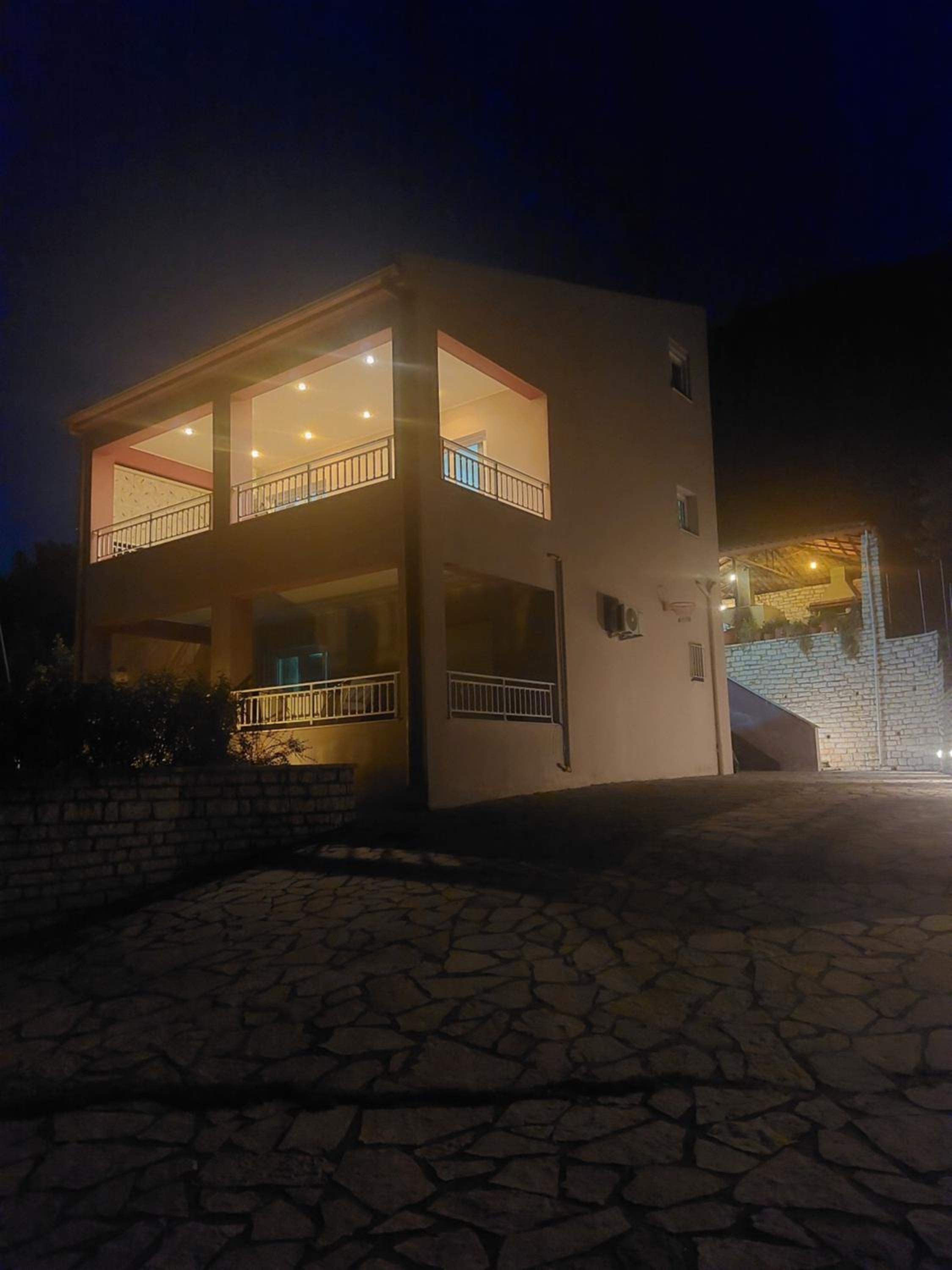 Chrystel duplex