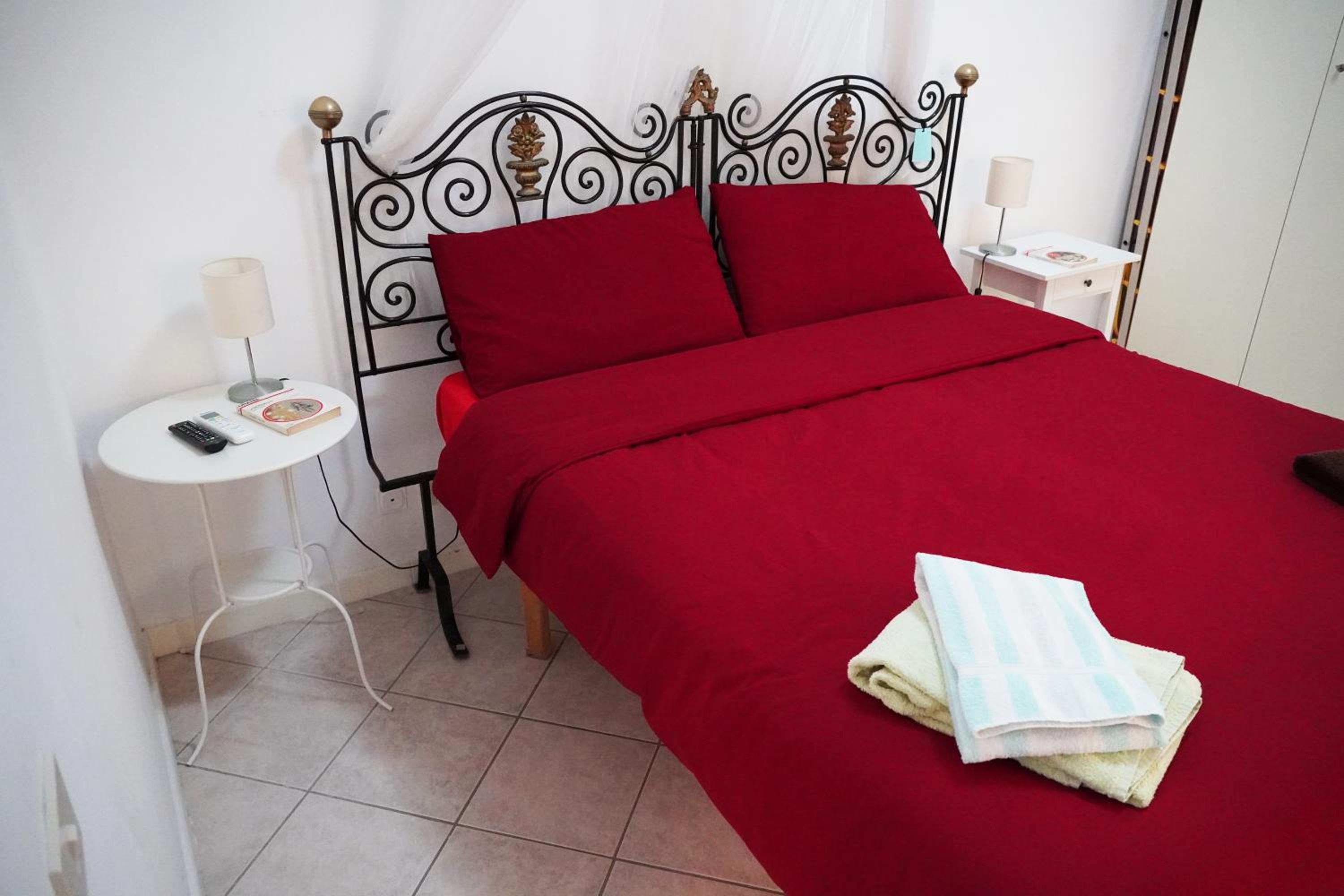 bedroom