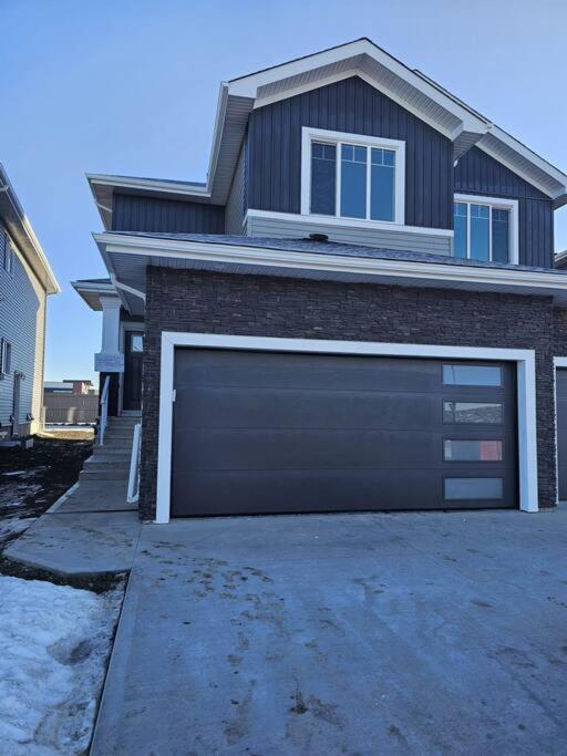 Sleek Home in Trendy Community at SW, Edmonton