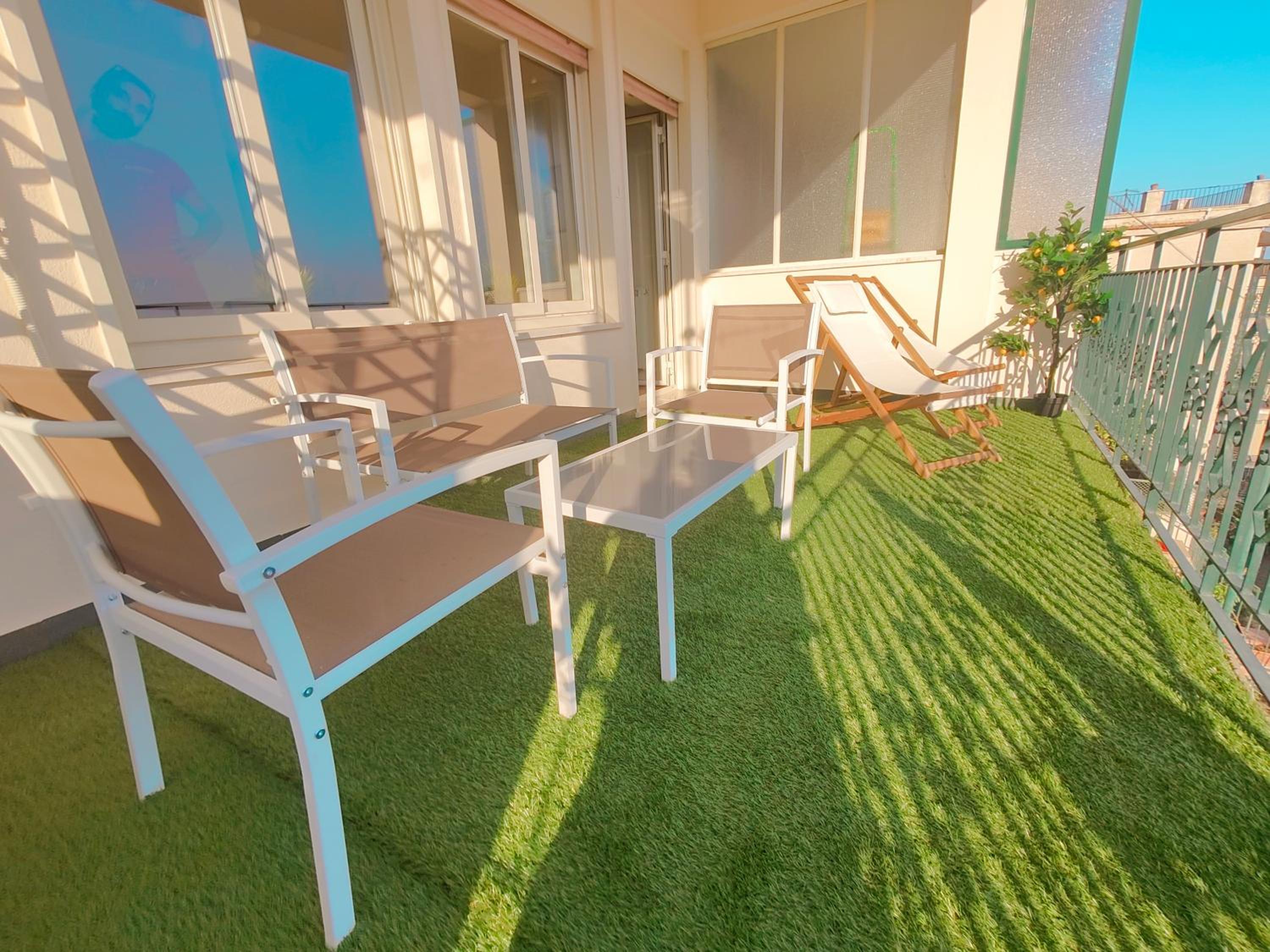 balance & terrace