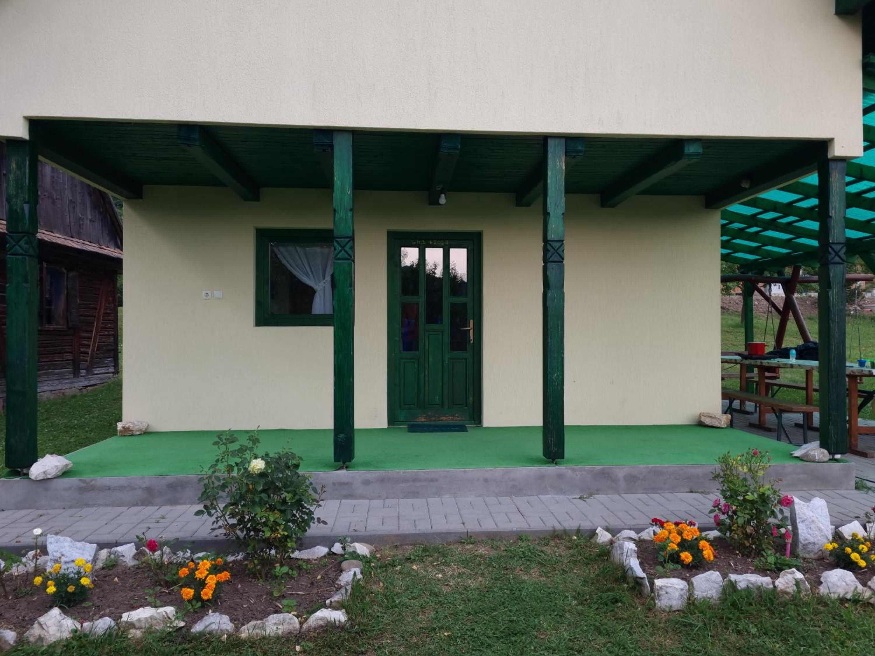 Levender House