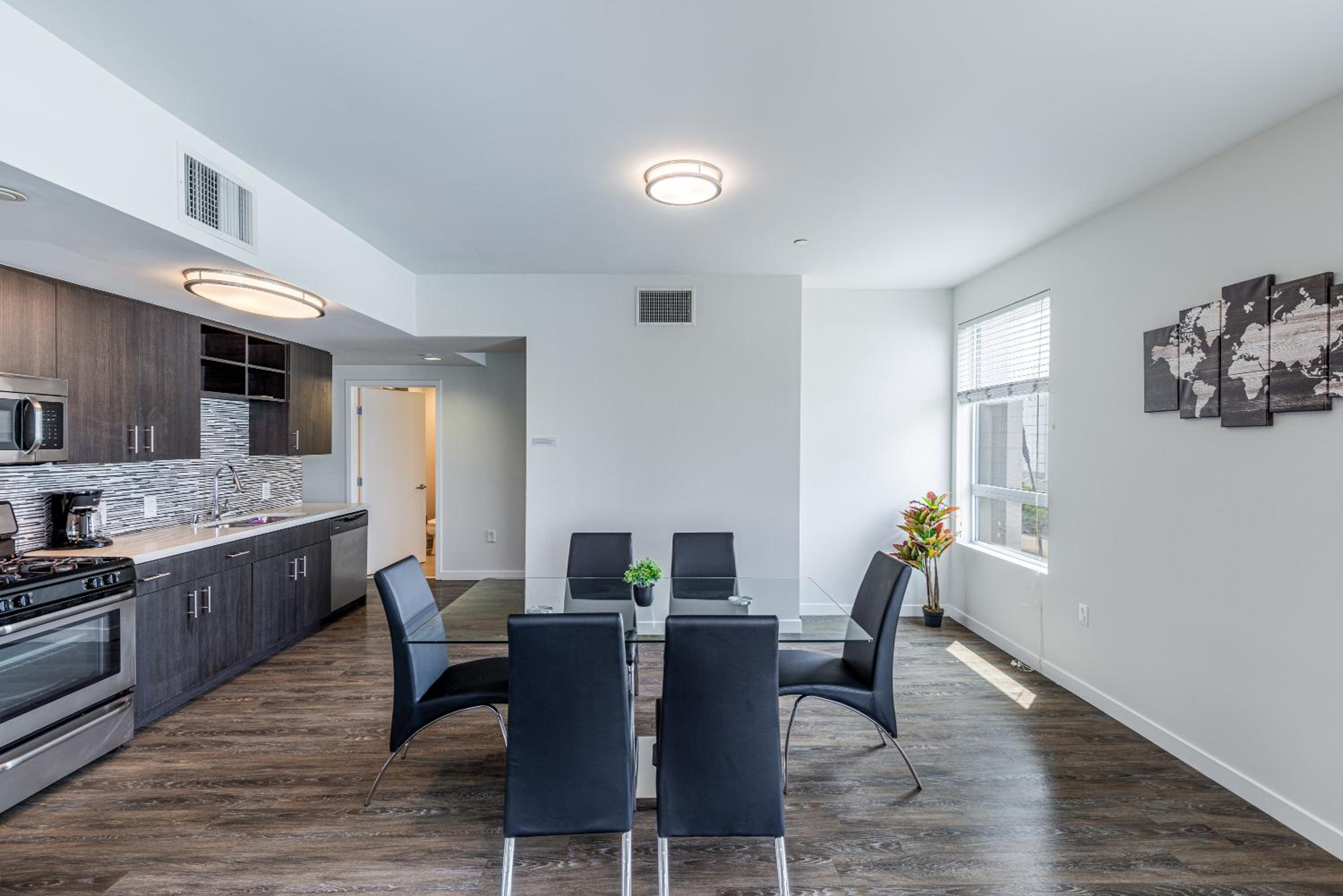 2 Bed 2 Bath X street LA Live, Convention Center, Microsoft Theater