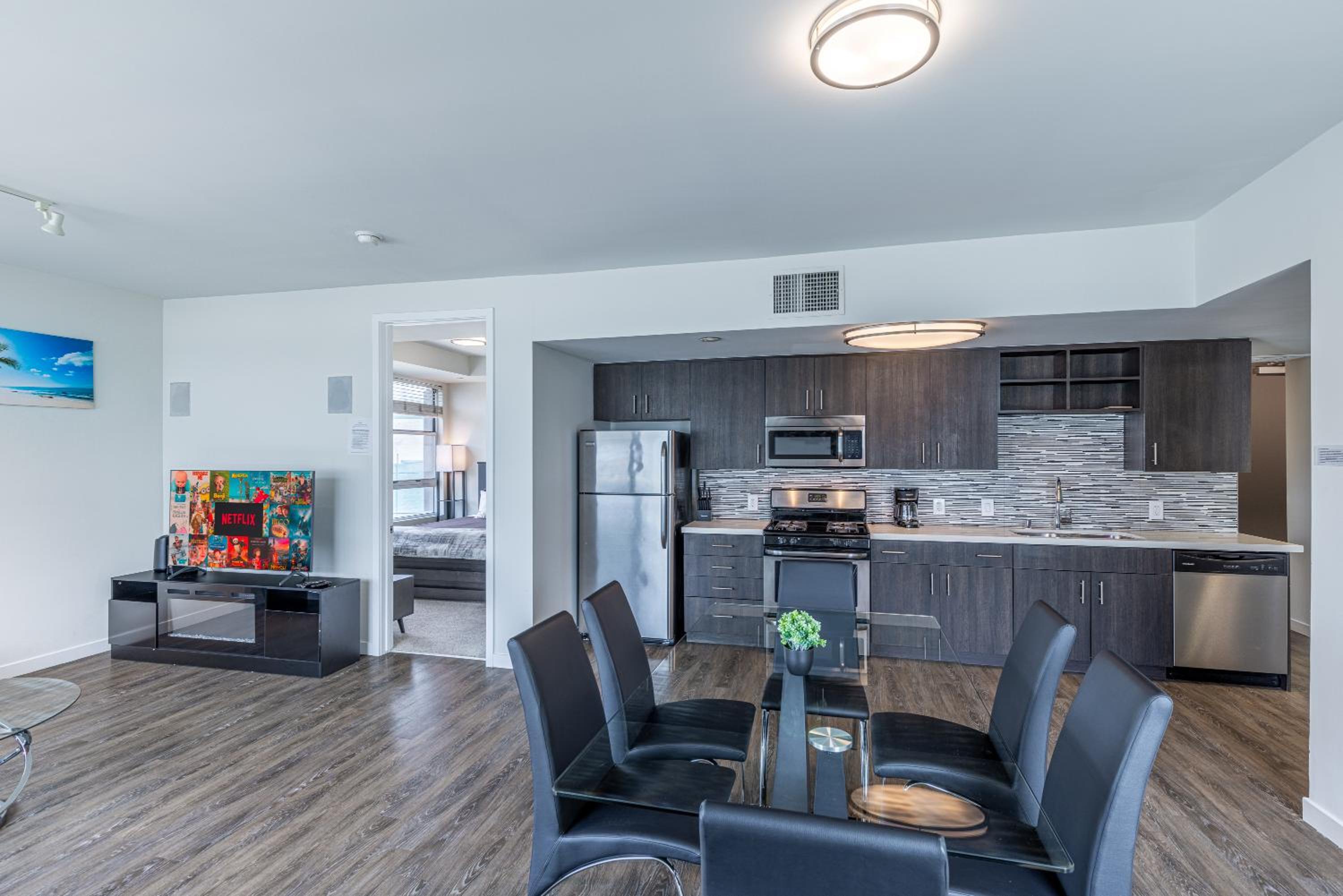 2 Bed 2 Bath X street LA Live, Convention Center, Microsoft Theater
