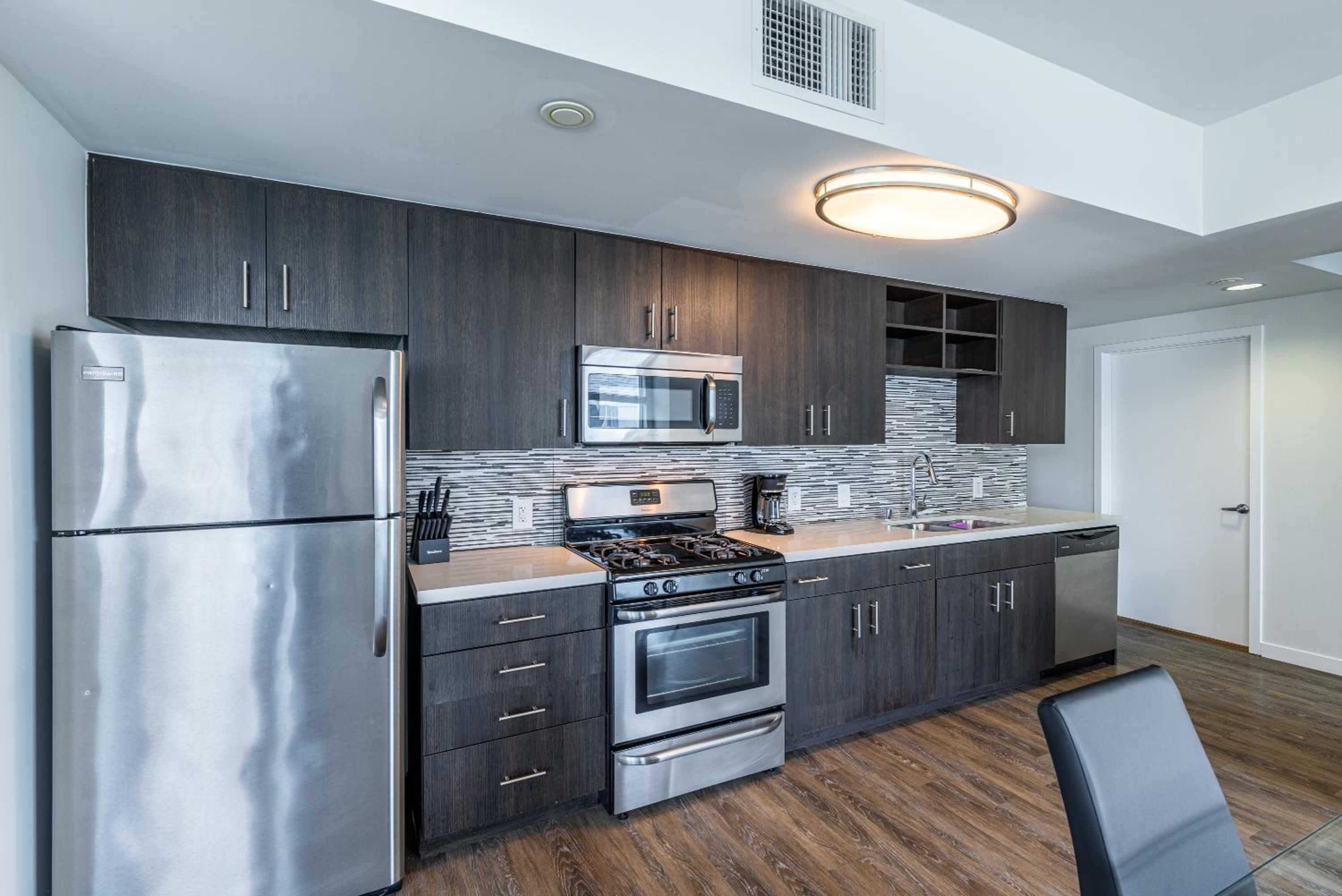 2 Bed 2 Bath X street LA Live, Convention Center, Microsoft Theater