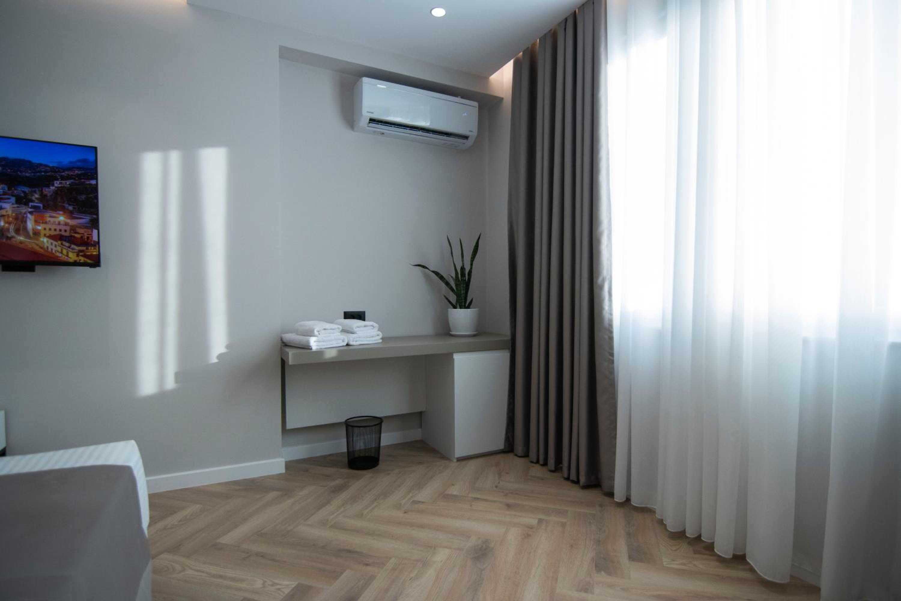 Mina Luxury Rooms