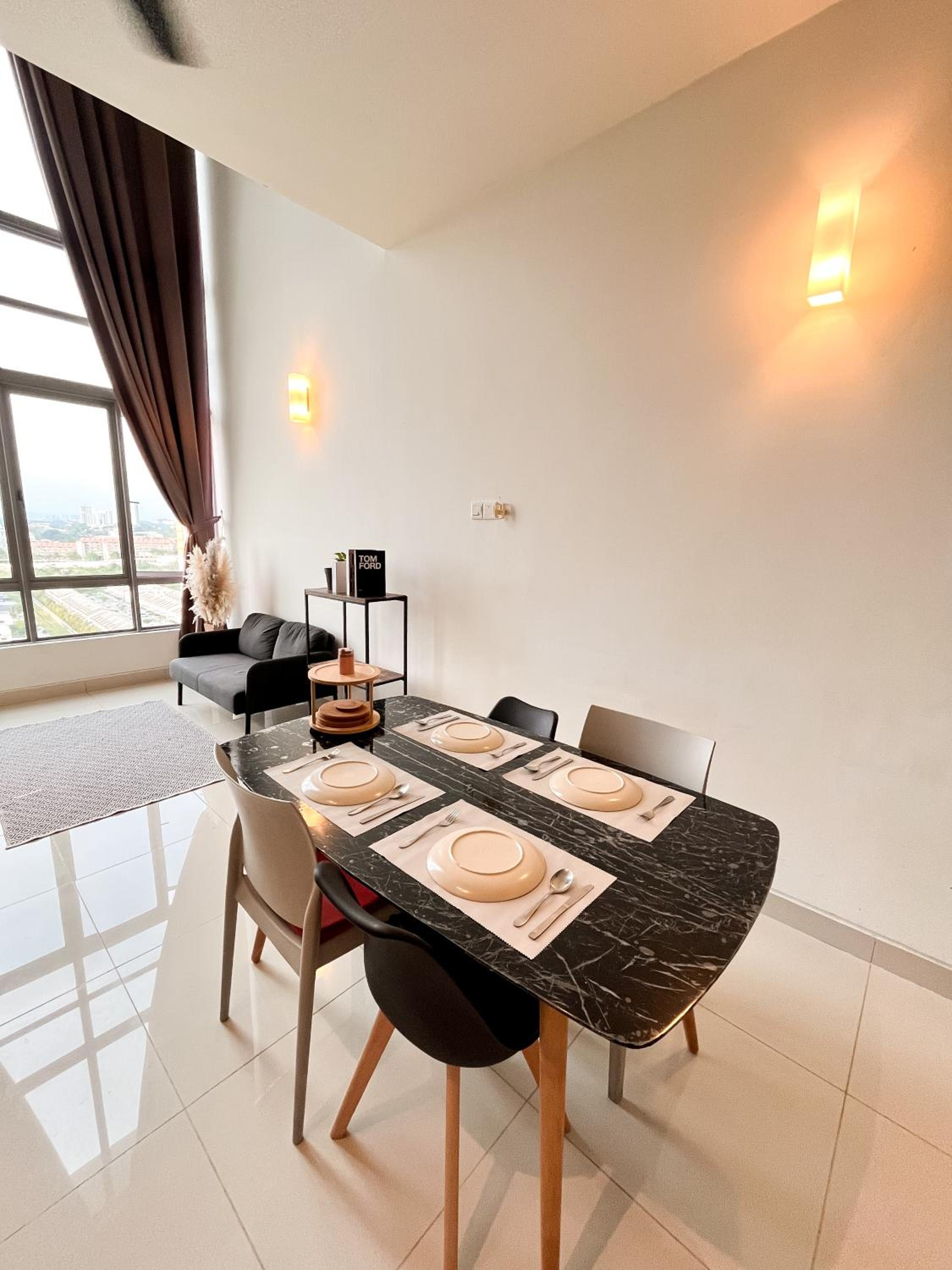 2BR Cozy Lakefront Duplex near Tamarind Square photo 5