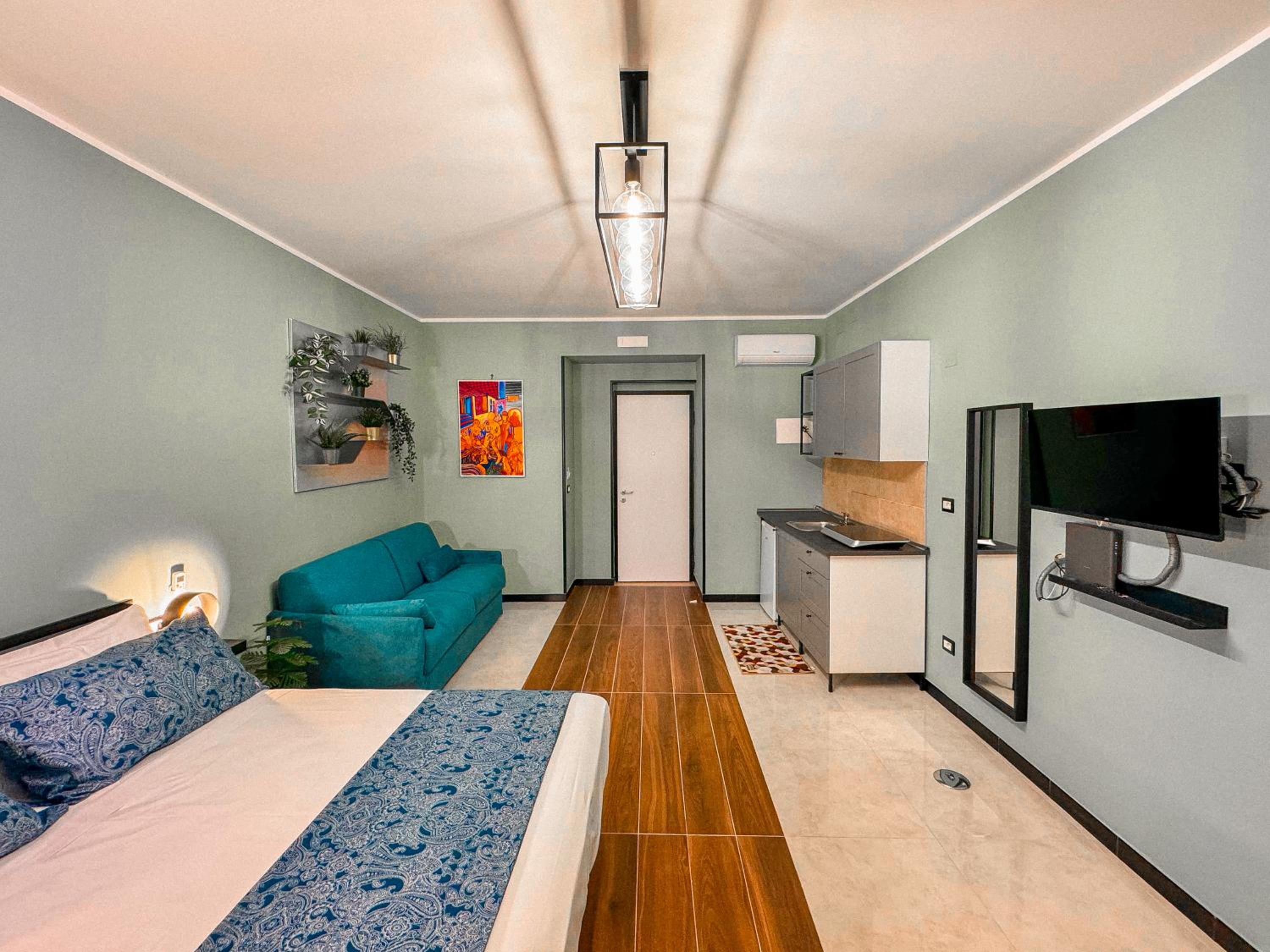 The Quarters Naples Apartments