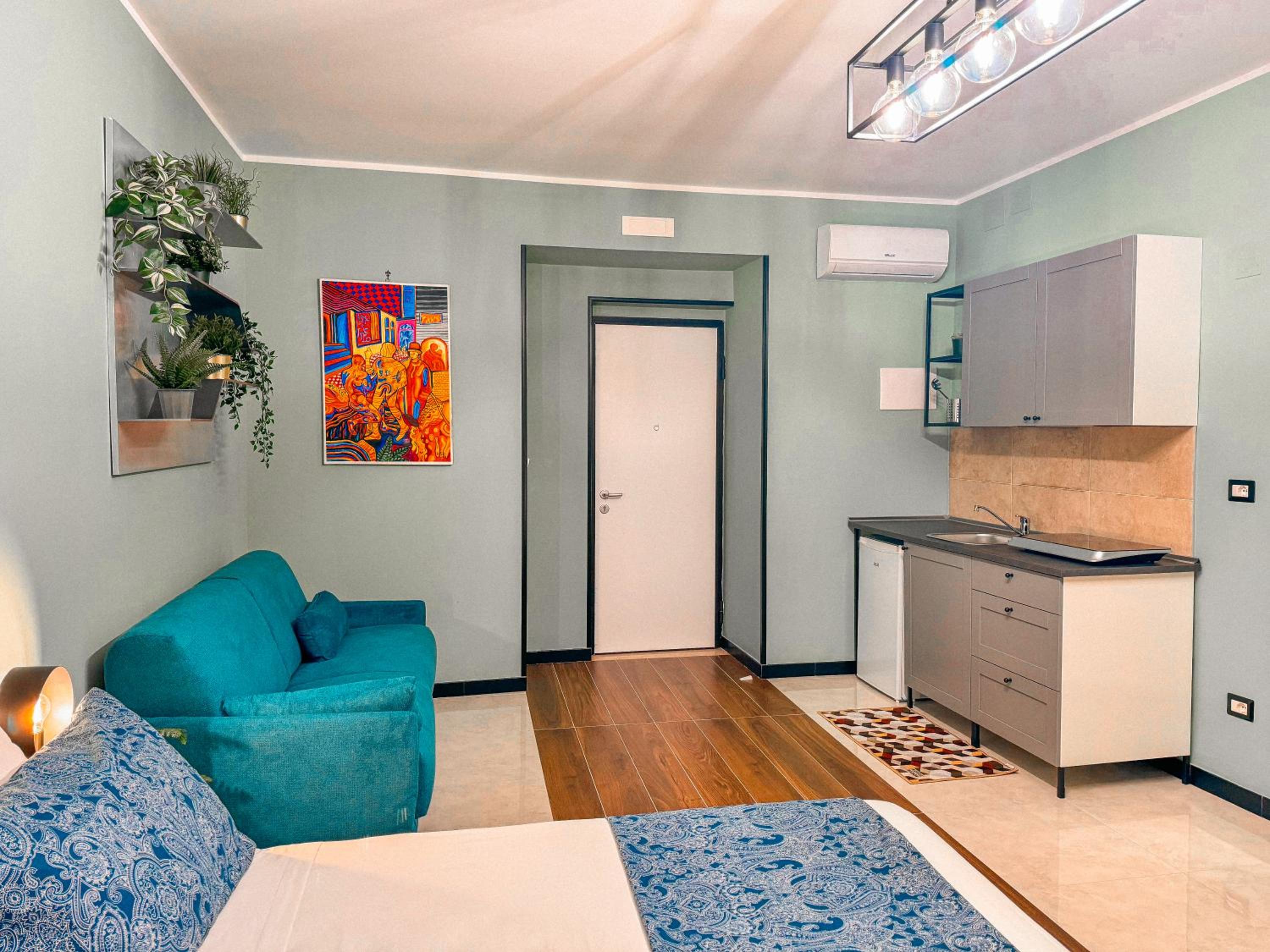 The Quarters Naples Apartments