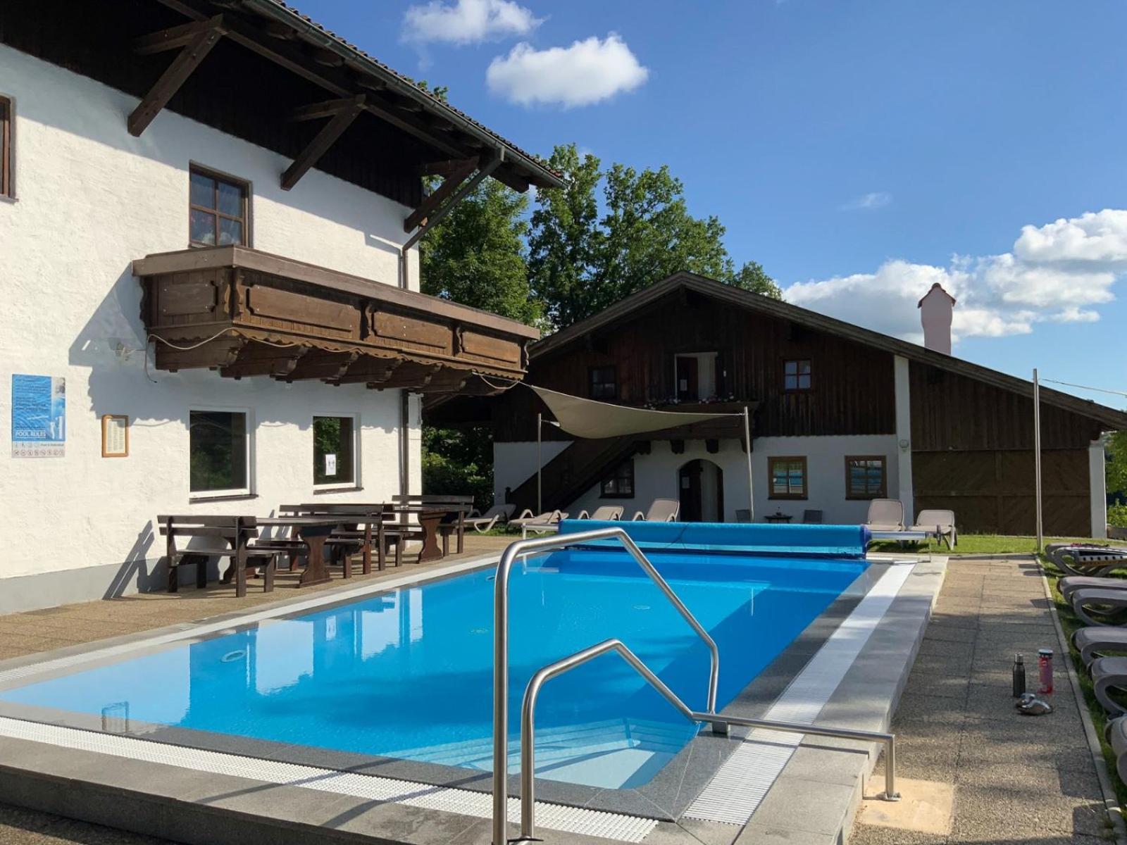 Dreiländereck 403 mit Sauna und Hallenbad