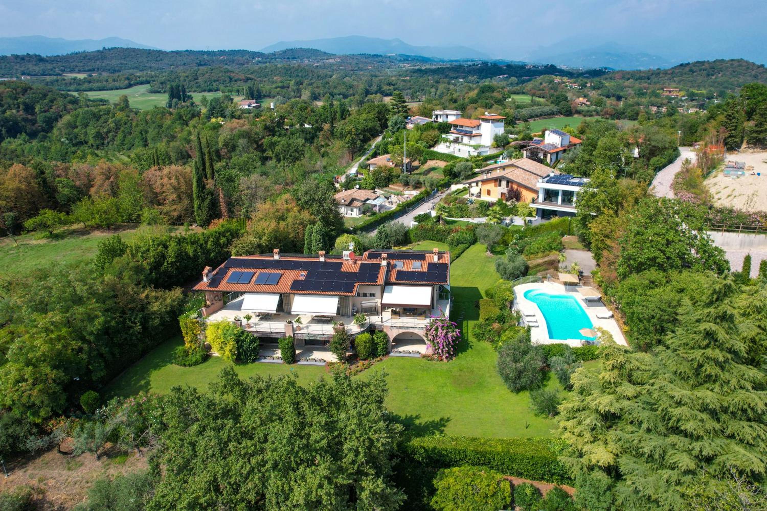 Sunset Serenity Villa