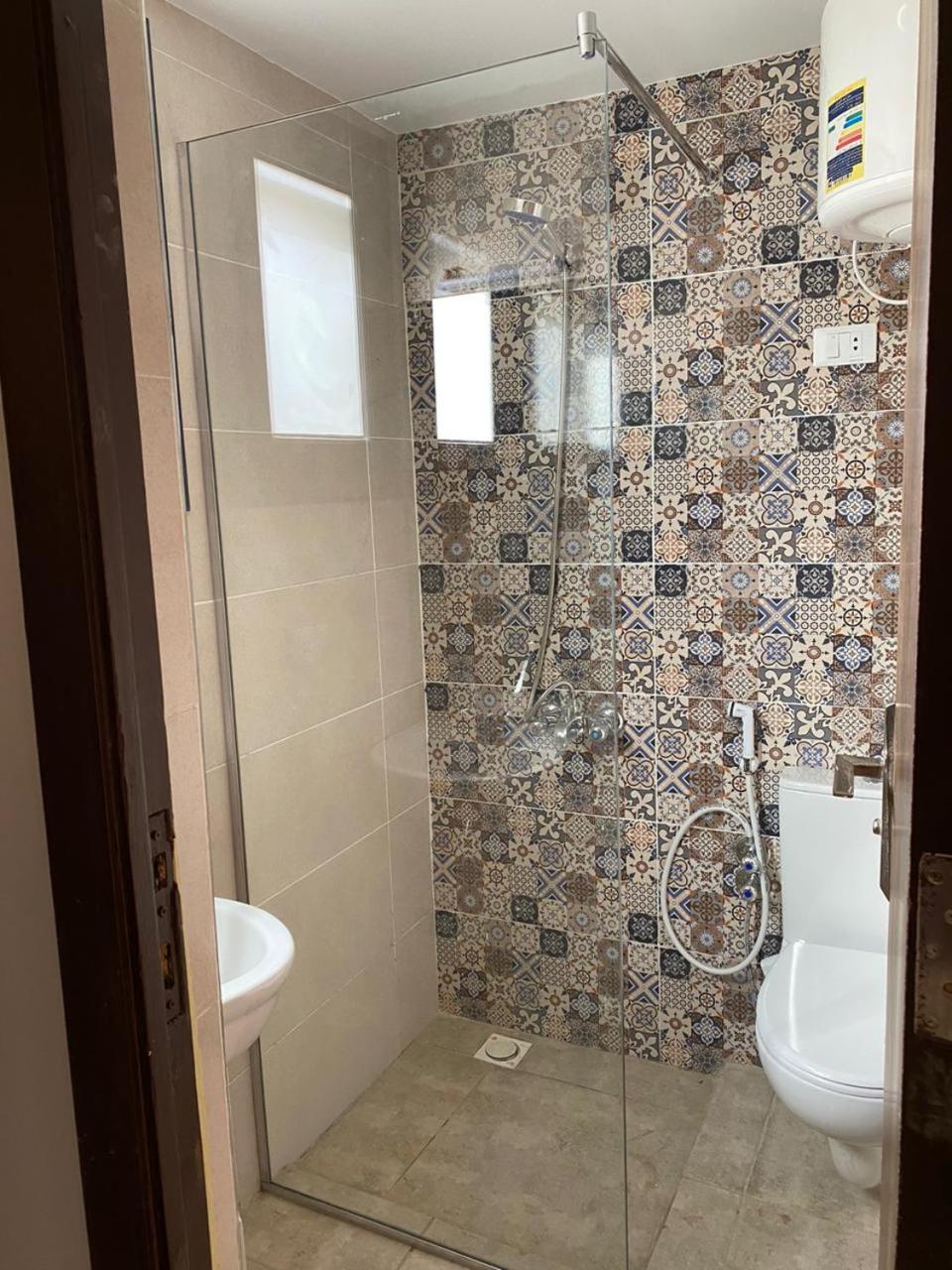 Room in shared apartment