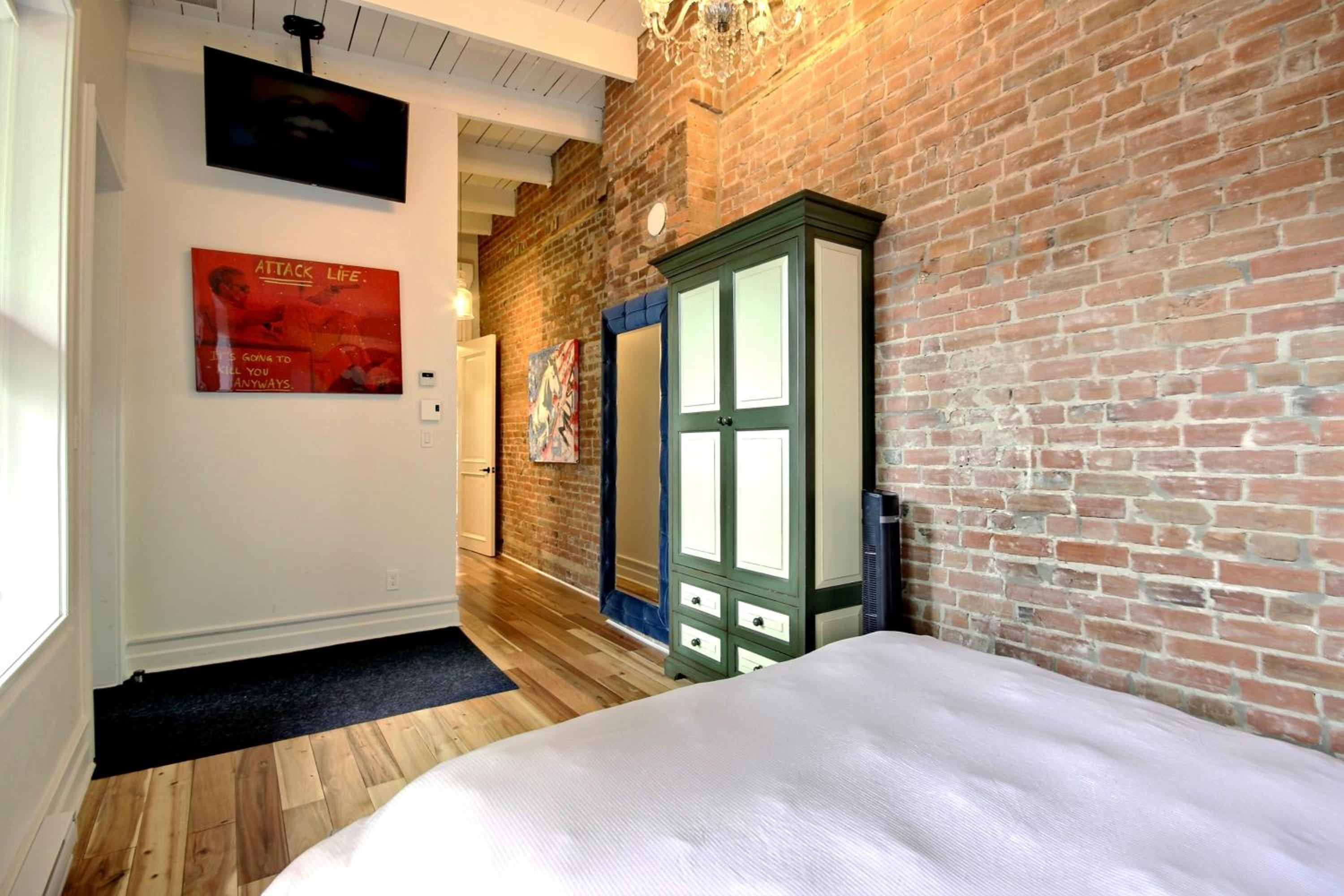 Galeria St Denis in Prime Montreal