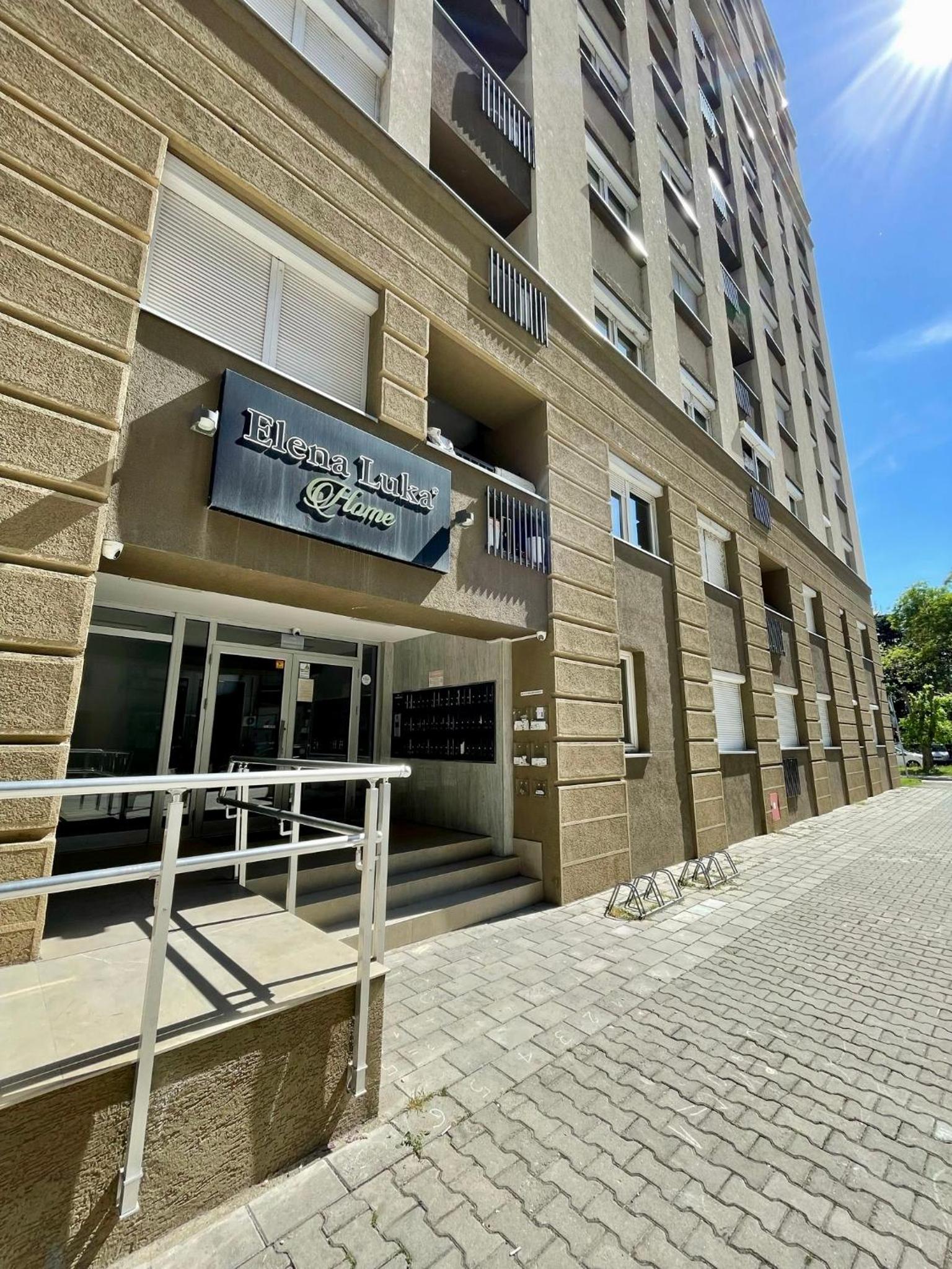 Skopje Modern 2-Bedroom Apartment with Mountain View
