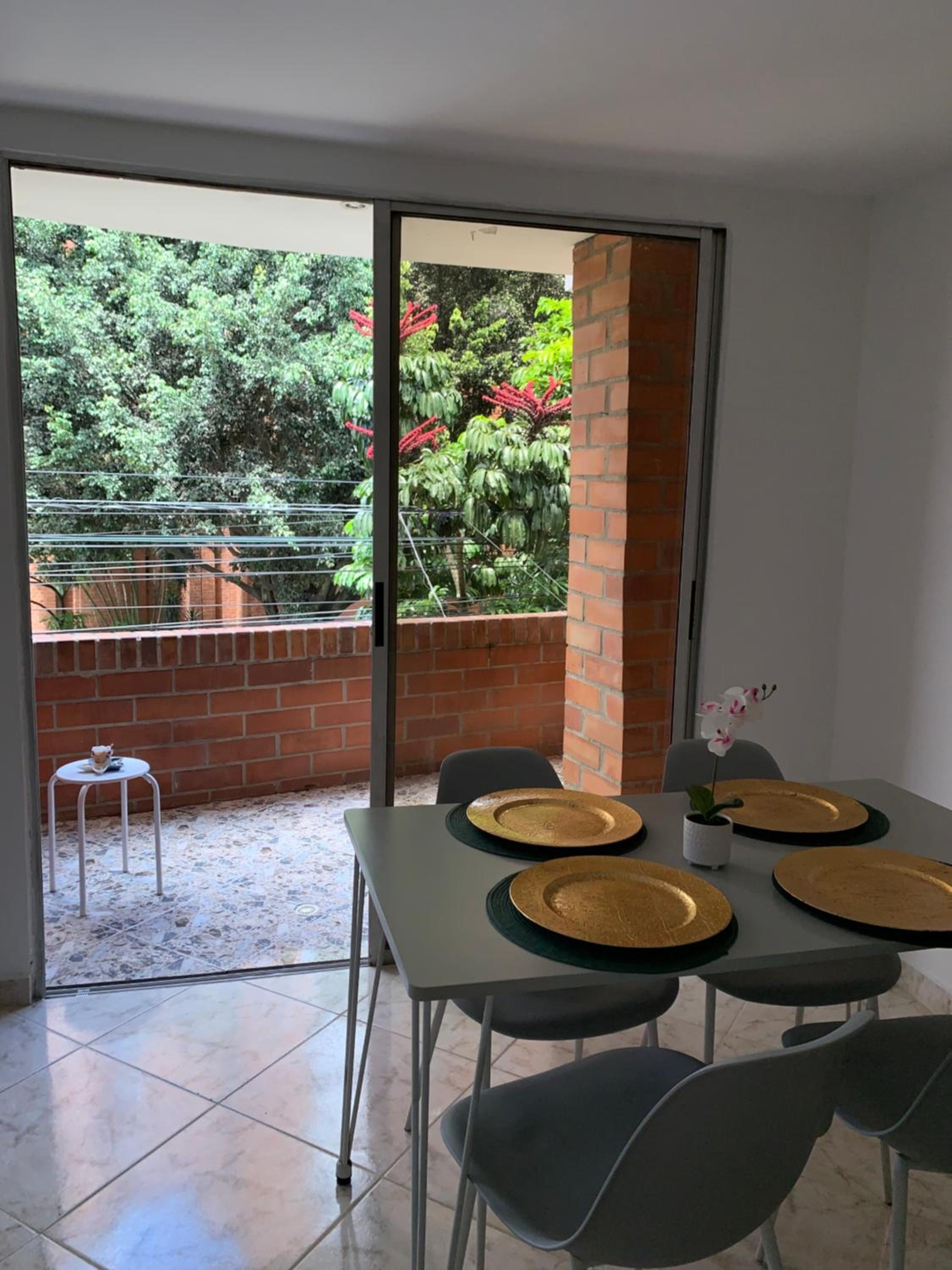 Habitación cerca al estadio, Medellín