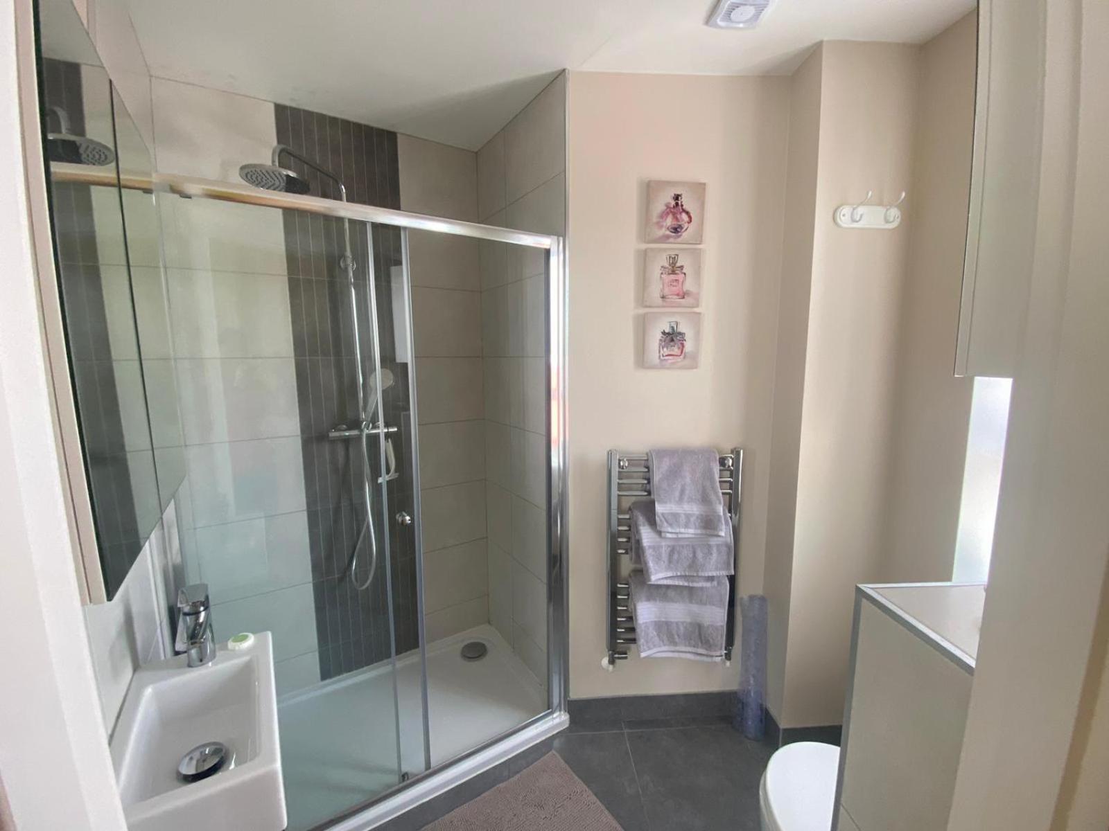 Ramsgate Vacations - Modern town house - Property Image 2