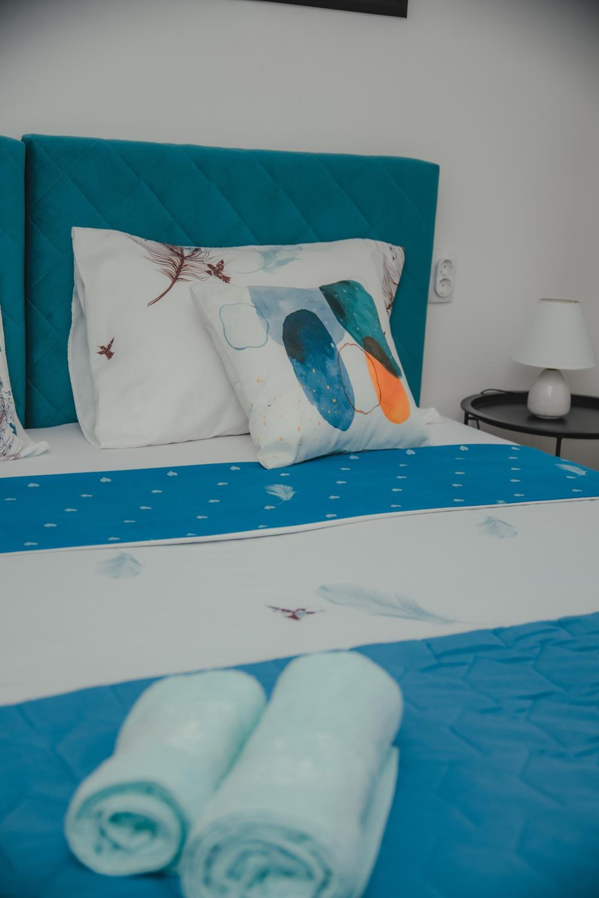 Jes Apartments