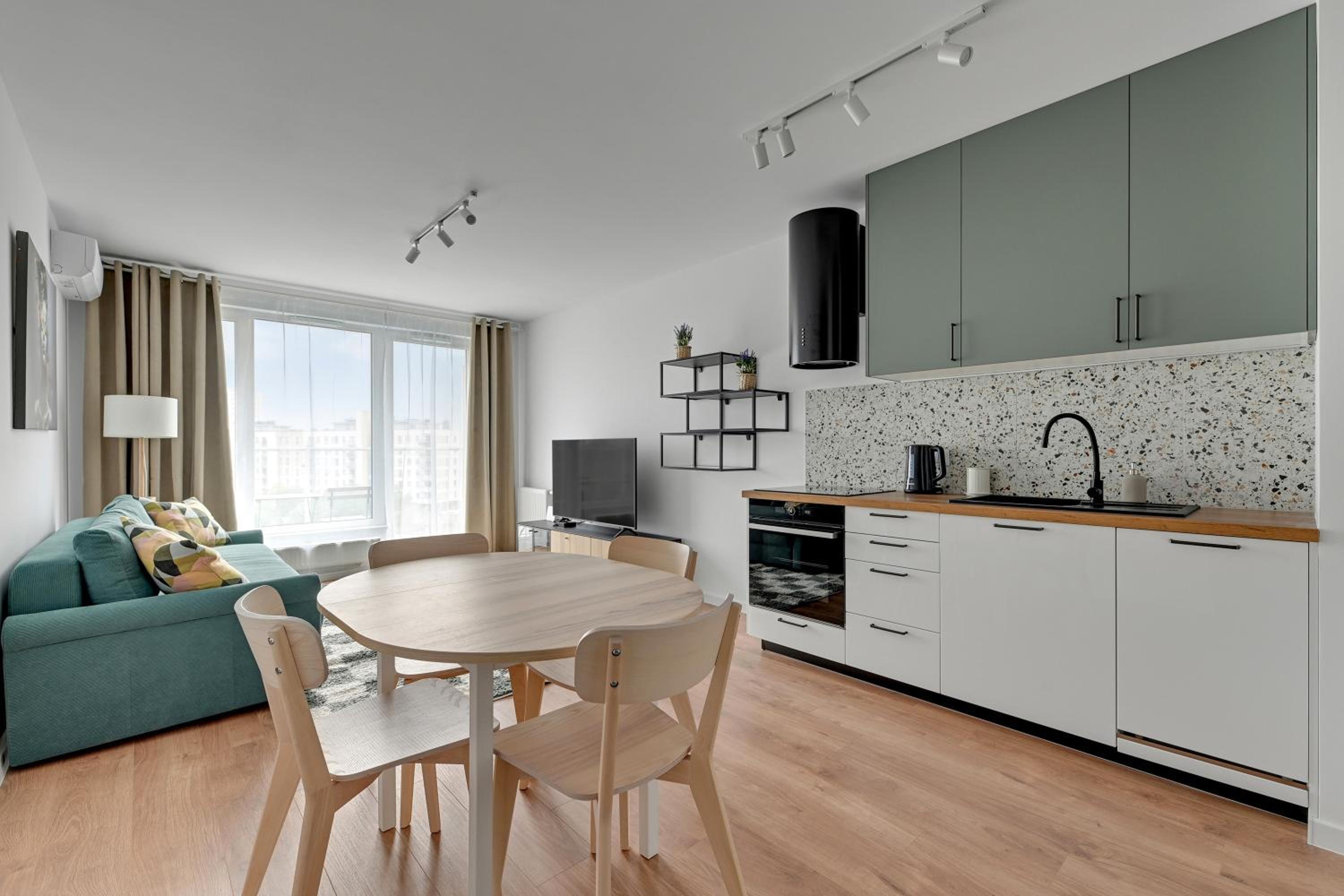 Baltic Seaside Letnica Apartments with Parking by Lion Apartments