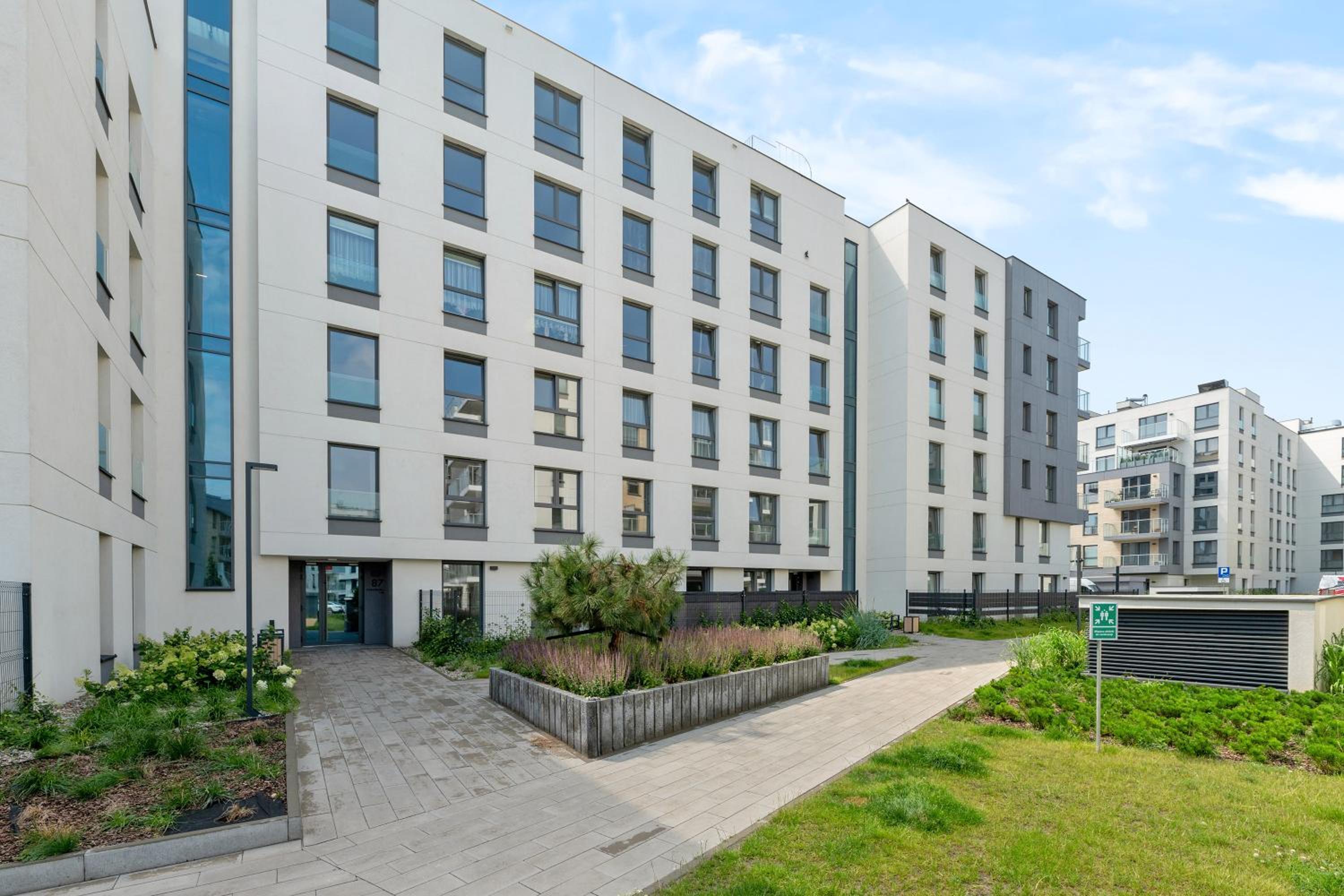 Baltic Seaside Letnica Apartments with Parking by Lion Apartments