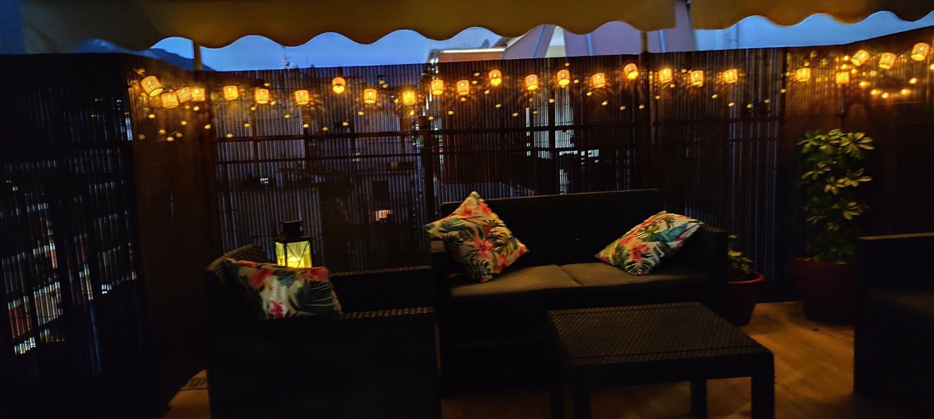 Hotel Central Apartment Near The beach with huge private terrace - Image 1