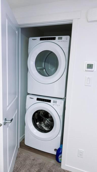 2bedrooms, 1bath, two beds, new basement in Mahogany