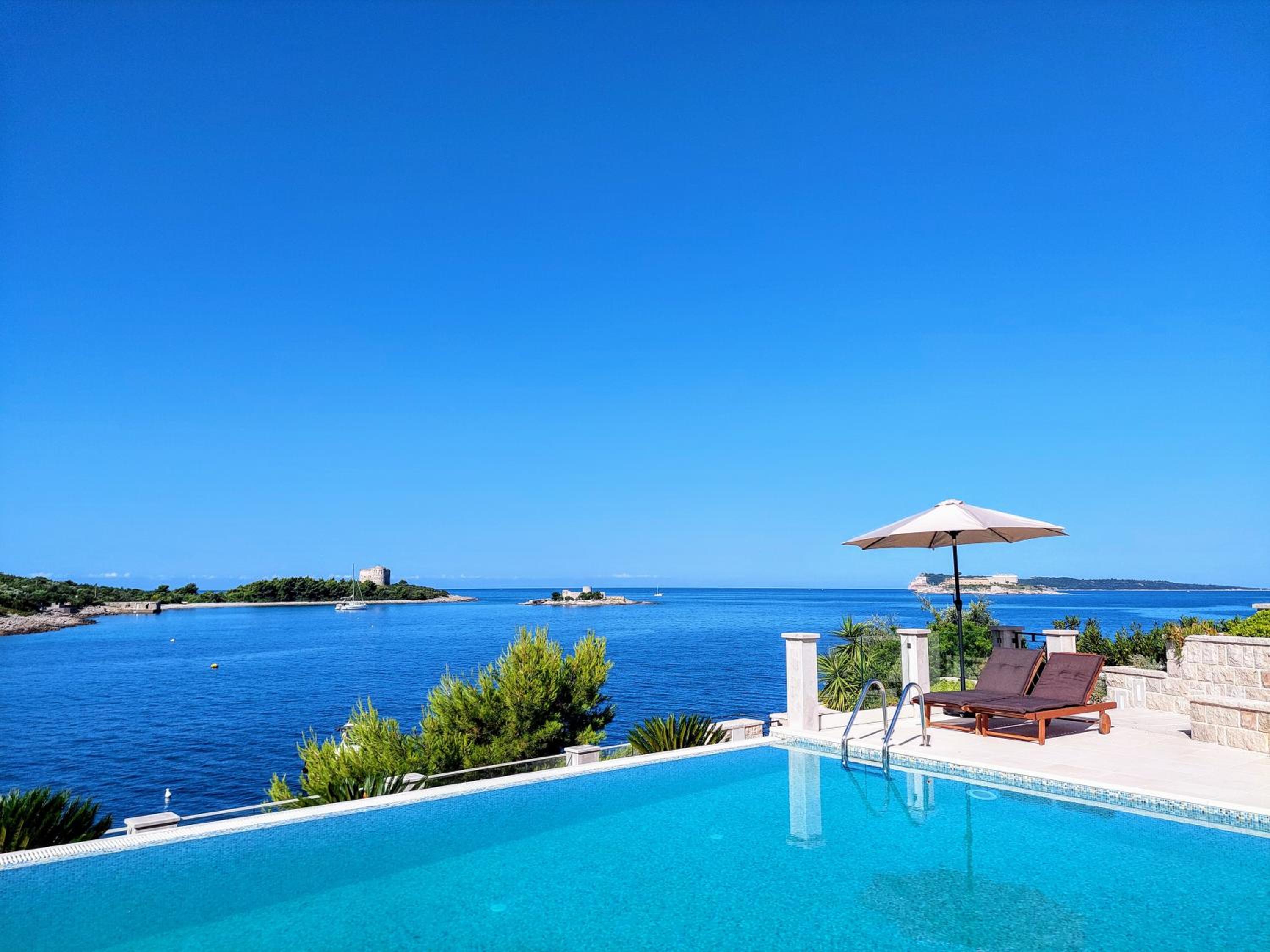 Villa Divari Mirista