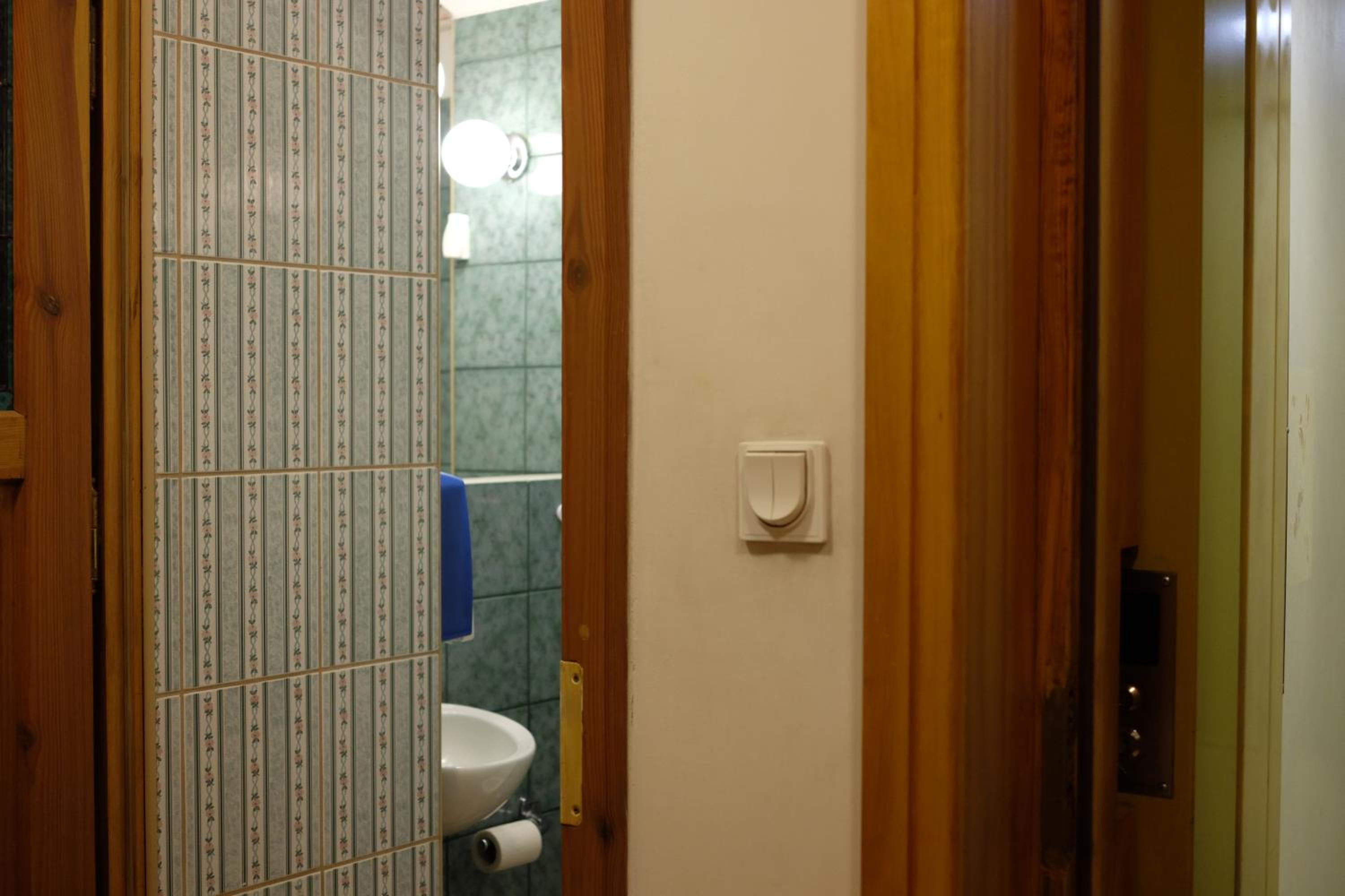 Photo 51