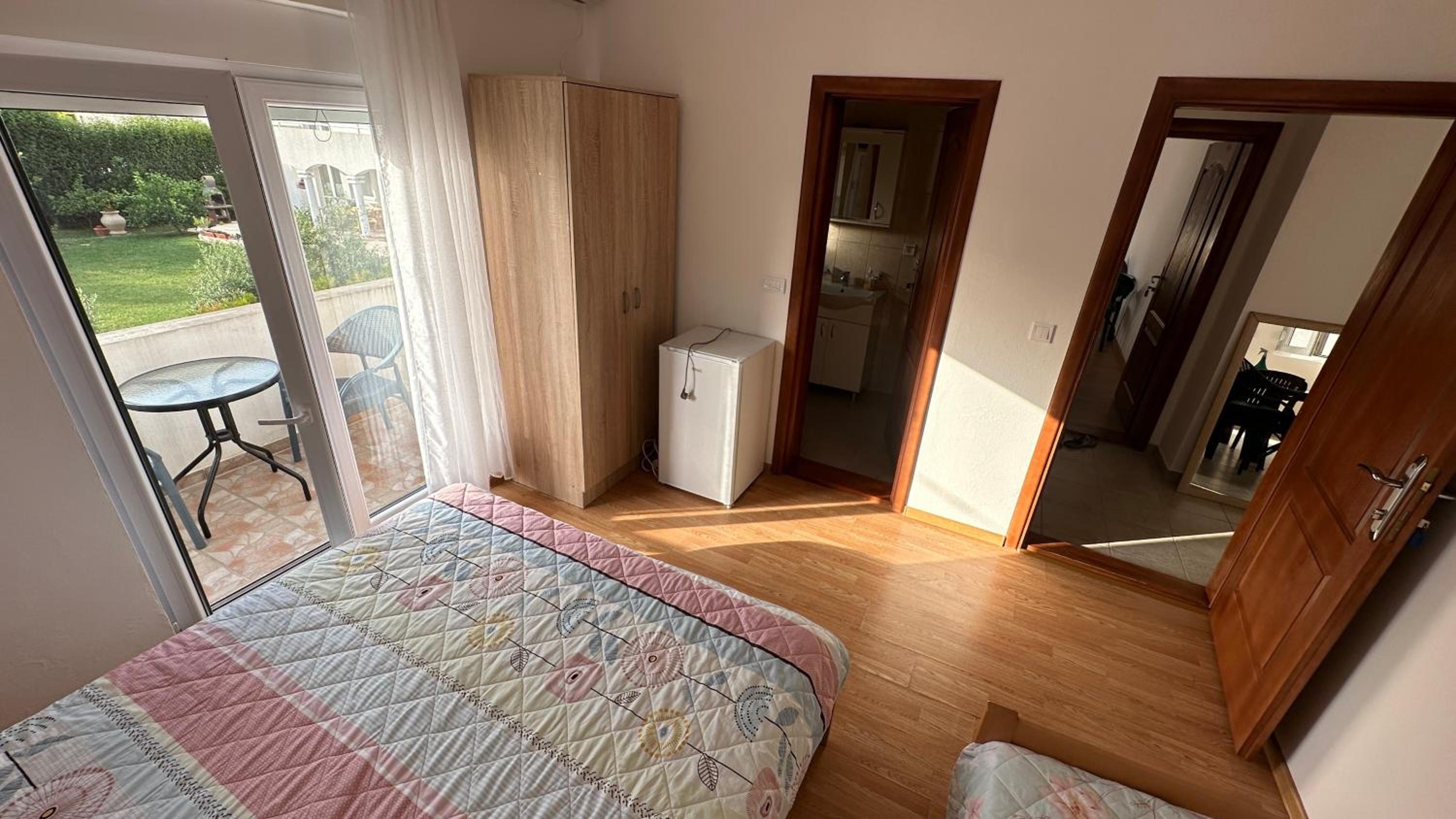 Apartmani Zoronjic 2 view 2