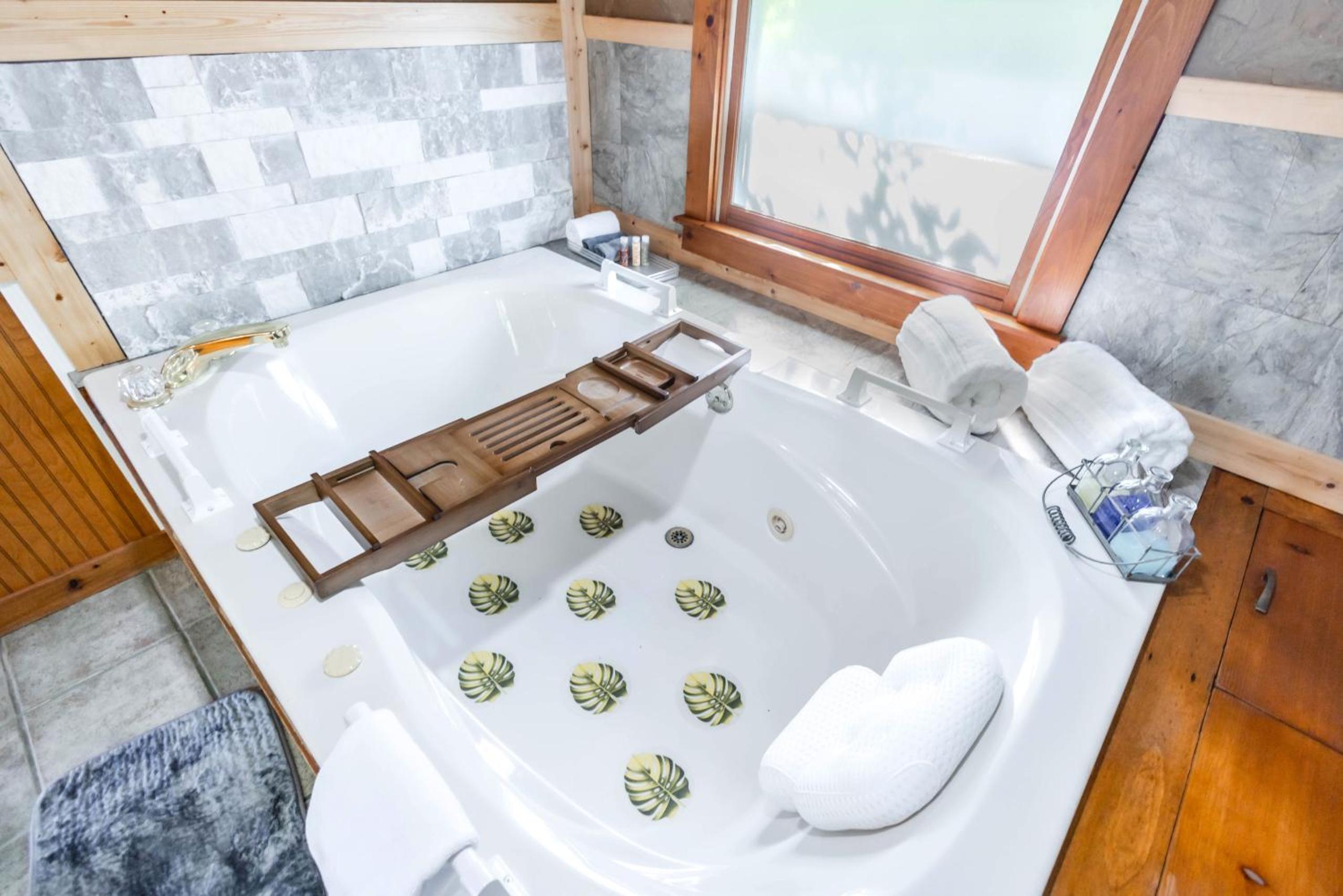 Aska Lodge