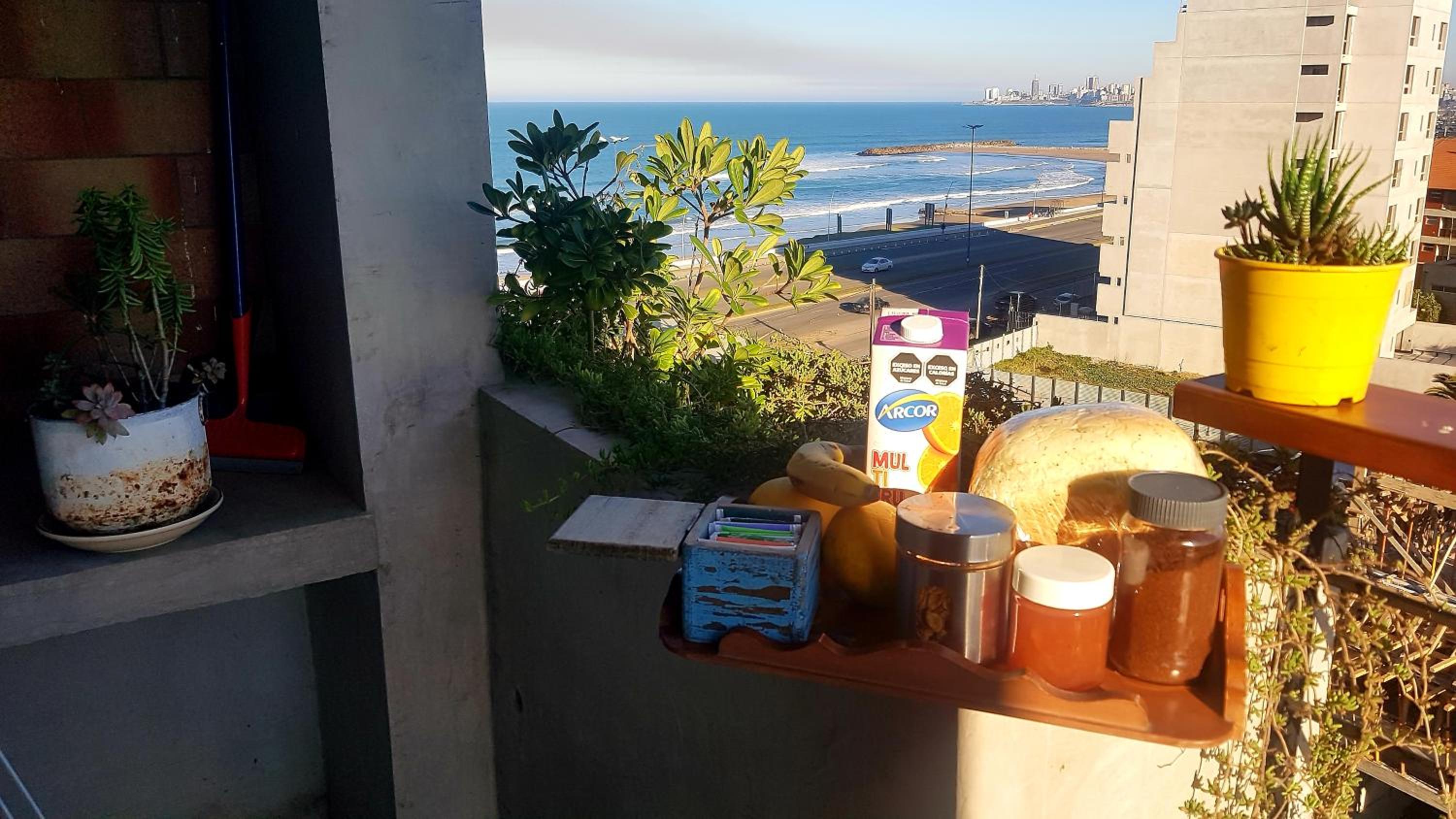 Semipiso Casaverde,con doble vista al mar, frente a la playa!con cochera y balcón terraza