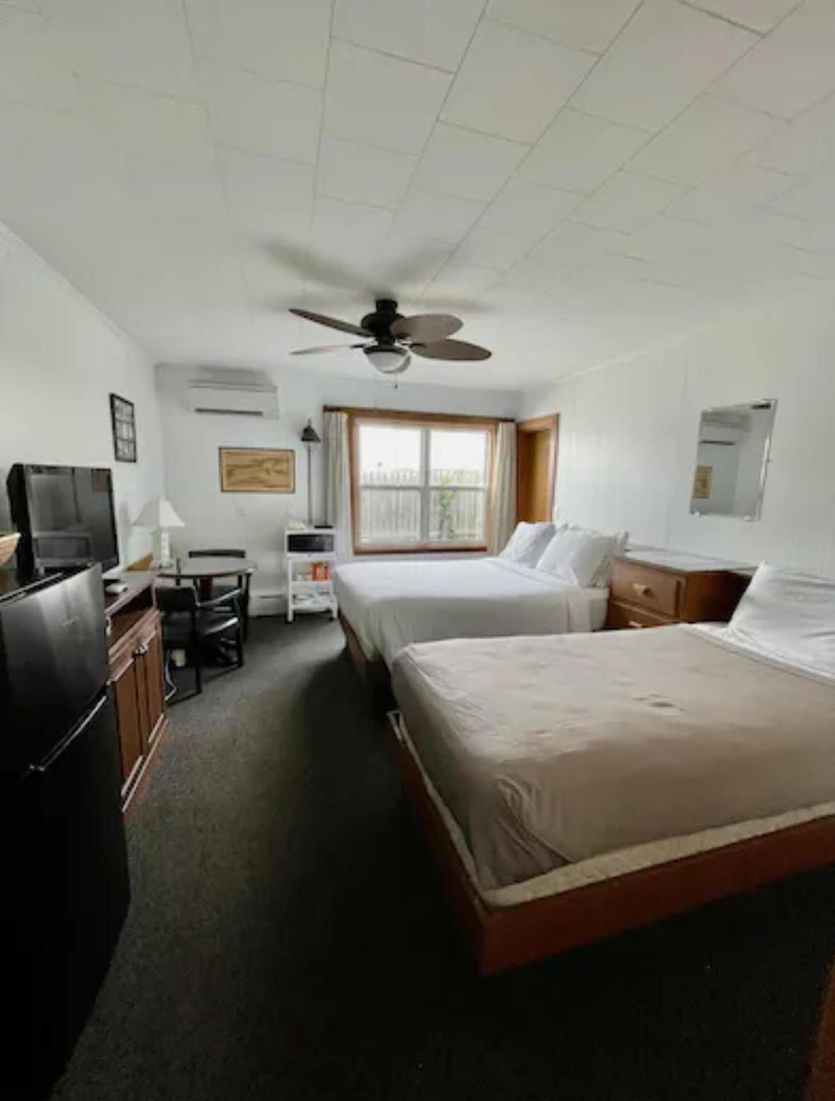 Echo Motel